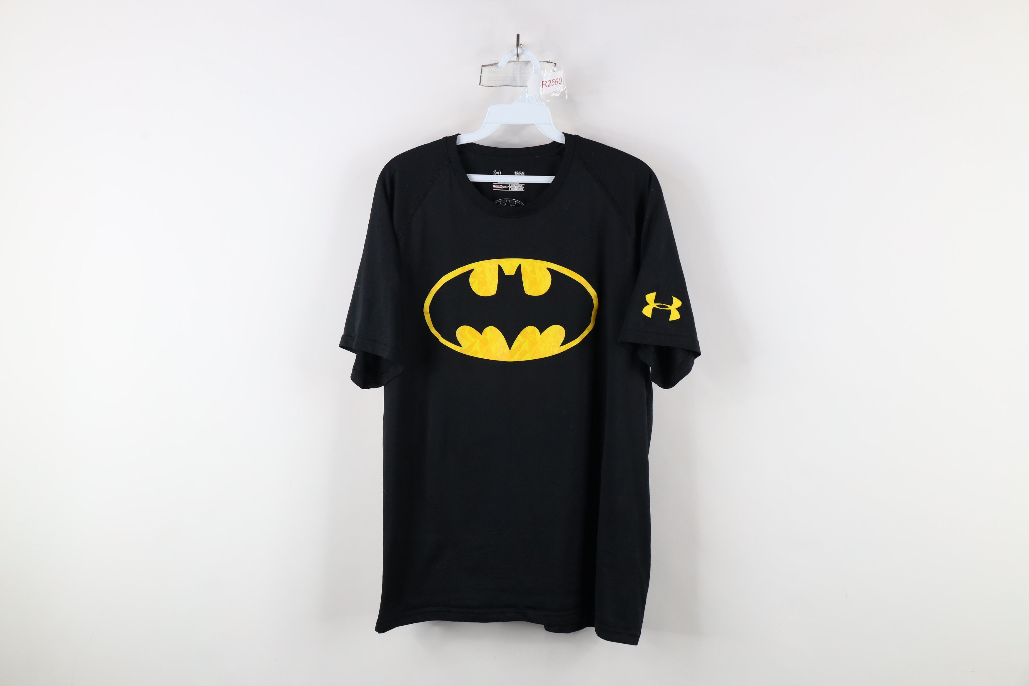 Under Armour × Vintage Under Armour Loose Batman Superhero Gym Training T-Shirt Size US L / EU 52-54 / 3 - 1 Thumbnail