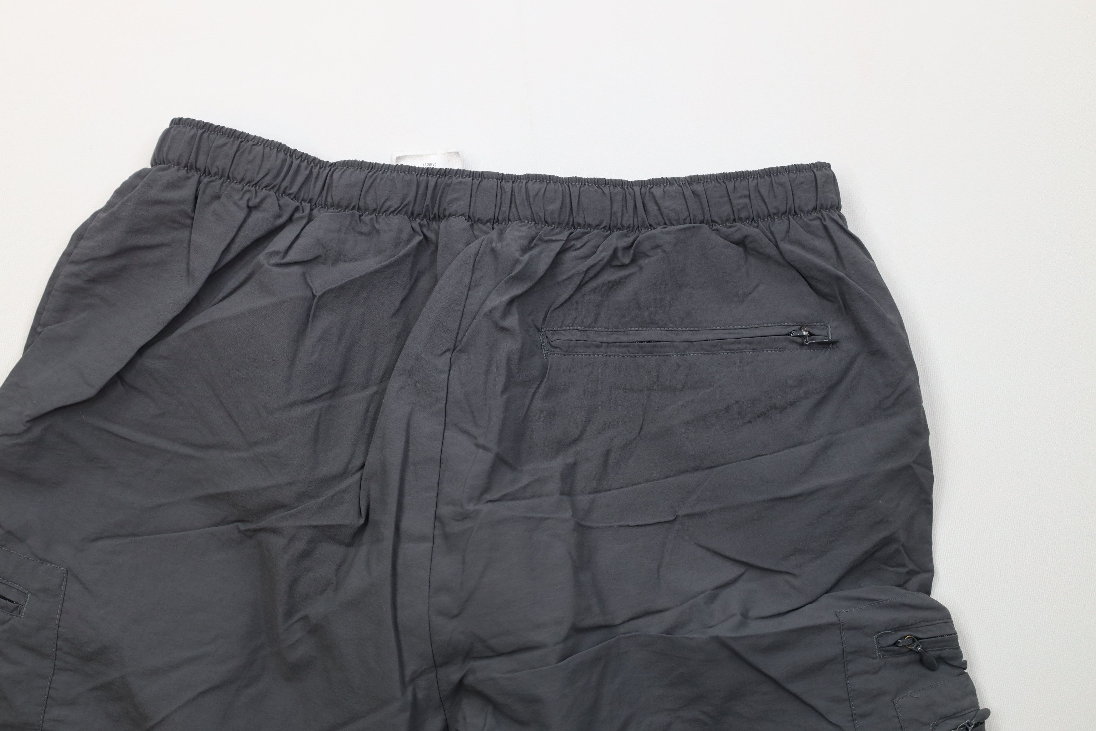 Columbia Vintage Y2K Columbia Lined Above Knee Cargo Shorts Gray Size US 32 / EU 48 - 9 Thumbnail
