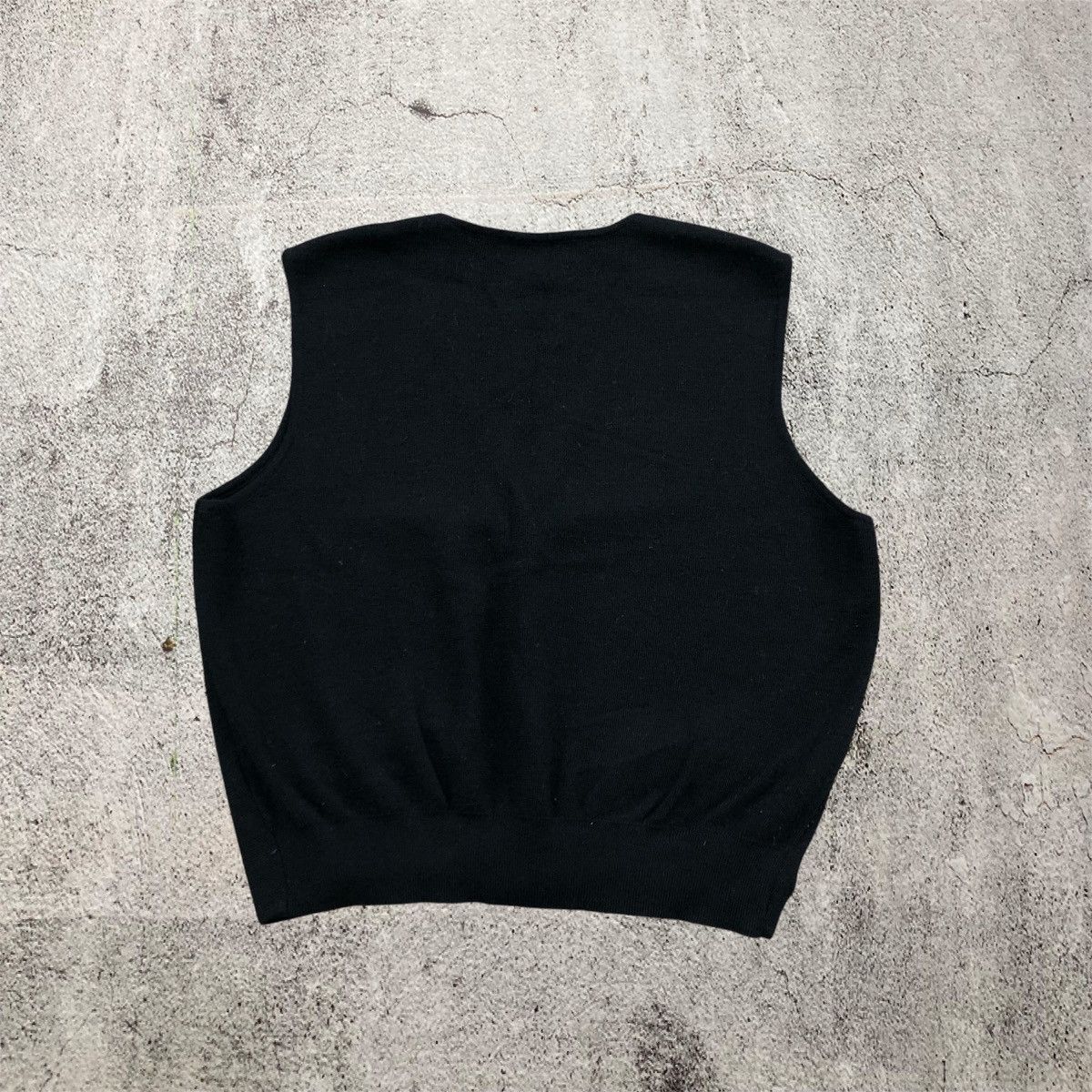 Yves Saint Laurent Vintage Yves Saint Laurent Pour Homme Knit Vest Black Luxury Size US L / EU 52-54 / 3 - 8 Thumbnail