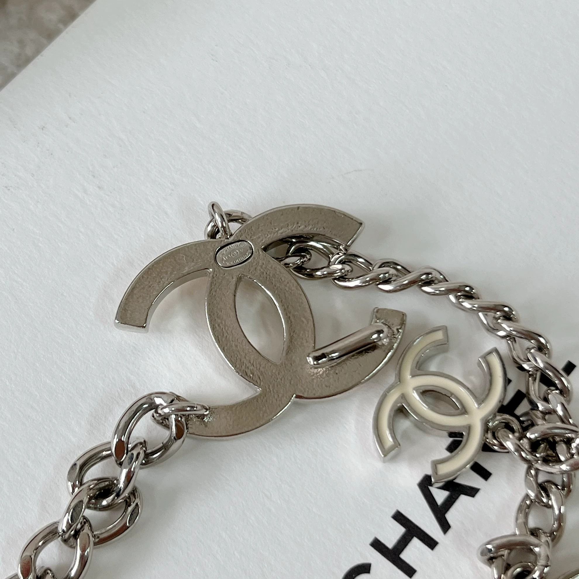 Chanel Chanel Silver Enamel Logo Waist Chain 5394 Size ONE SIZE - 3 Thumbnail