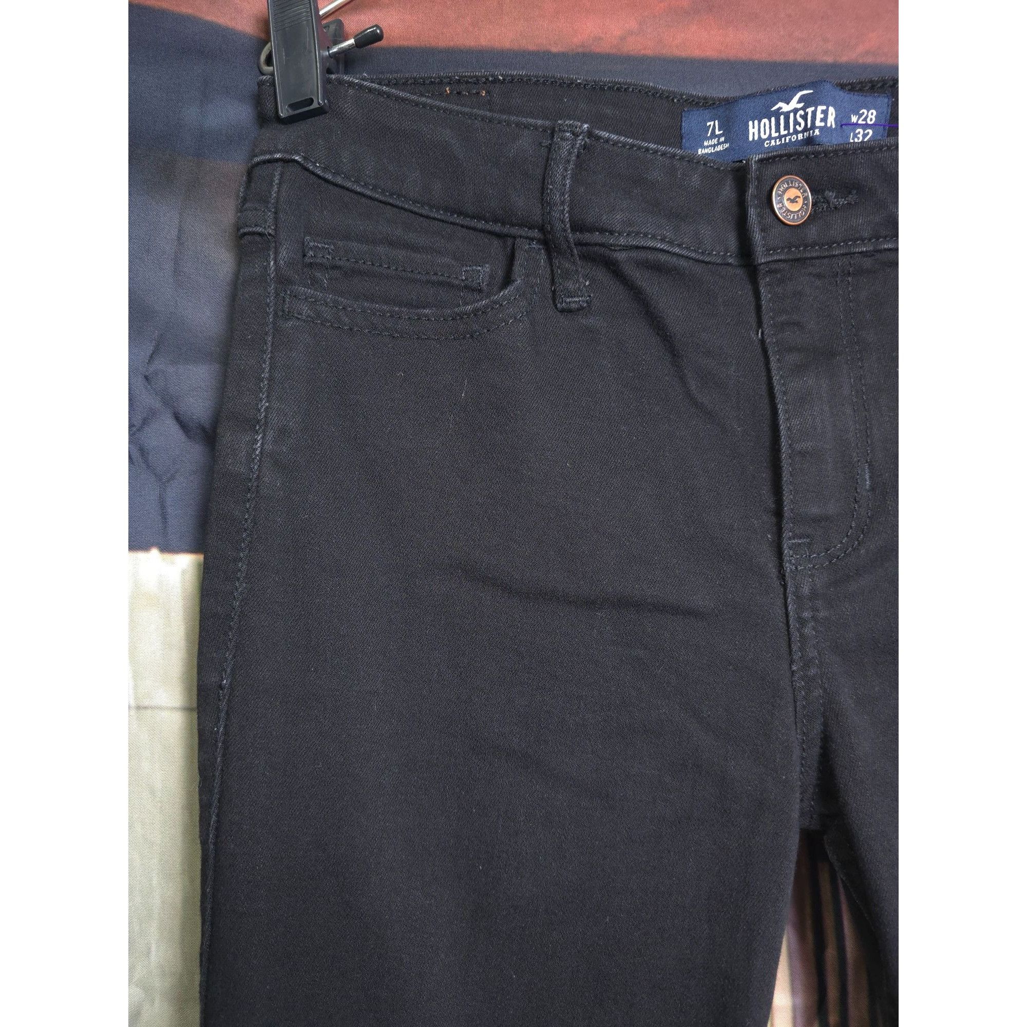 Hollister Hollister Mid-Rise Super Skinny Classic Stretch Black Jeans Size 28" / US 6 / IT 42 - 4 Thumbnail
