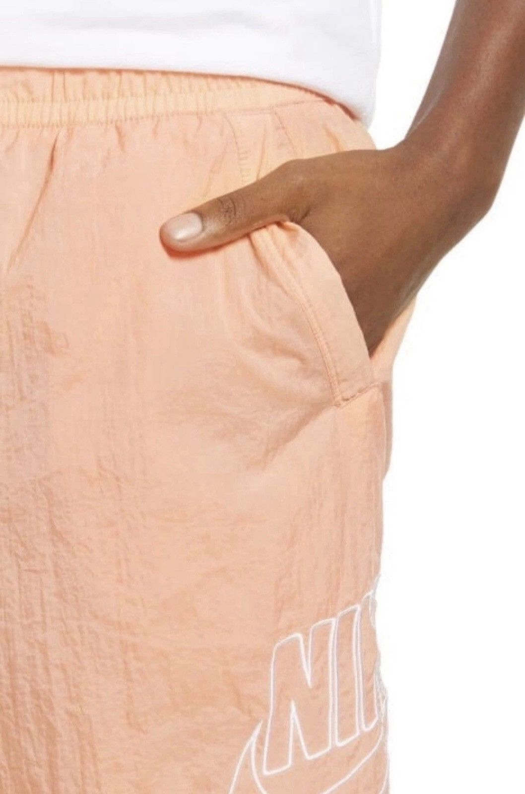 Nike Nike Alumni Woven Flow Nylon Water Short Peach Apricot Agate Size US 30 / EU 46 - 5 Thumbnail