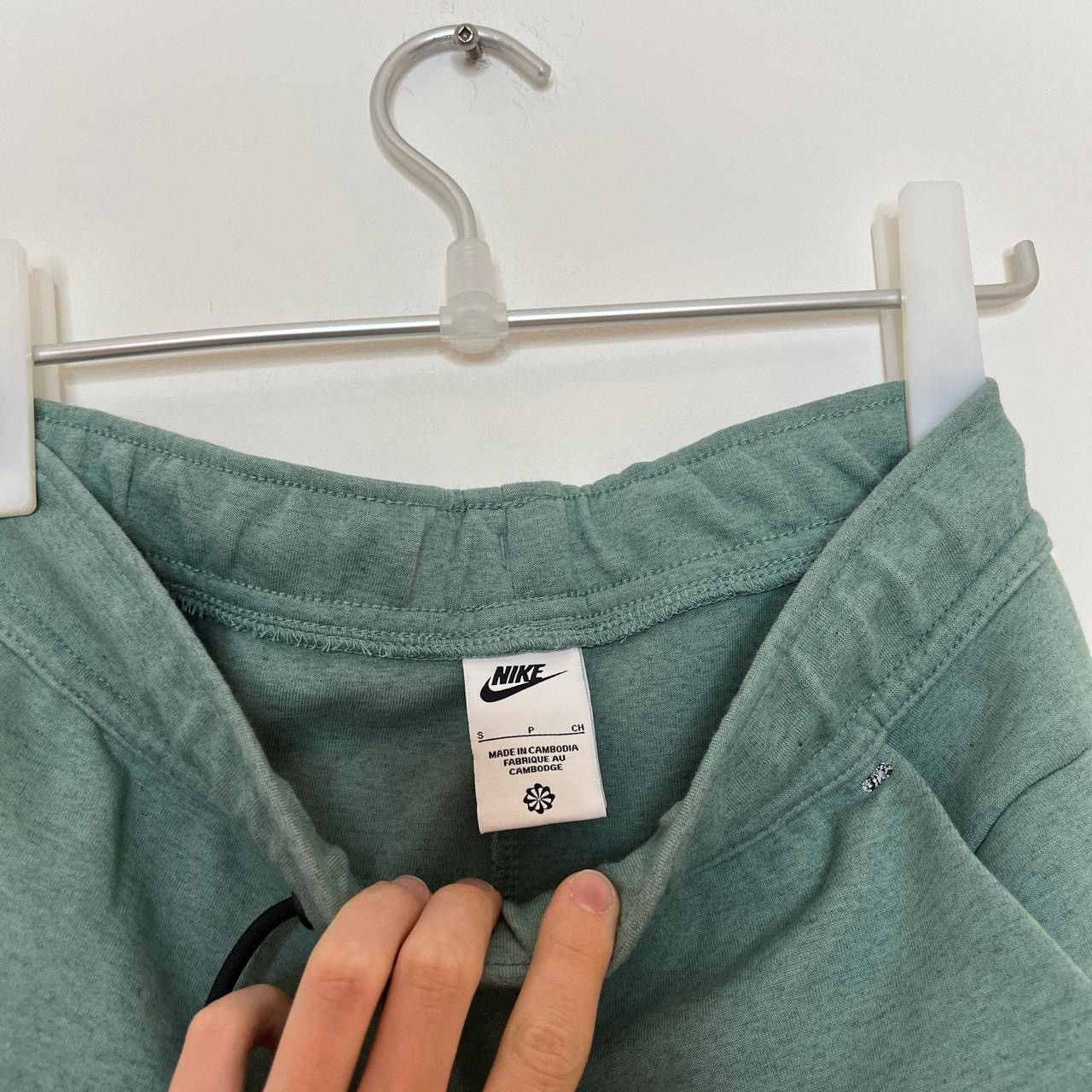 Nike nike recycled tech fleece pants Size US 30 / EU 46 - 2 Thumbnail