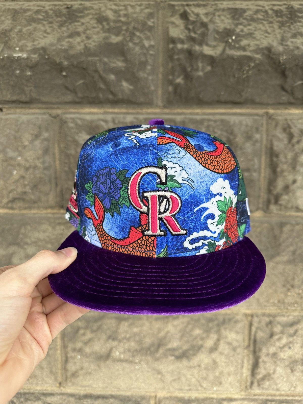 MLB × New Era × Supreme 7 3/8 Colorado Rockies 25th Anniversary Koi Pond Rockwell Size ONE SIZE - 2 Thumbnail