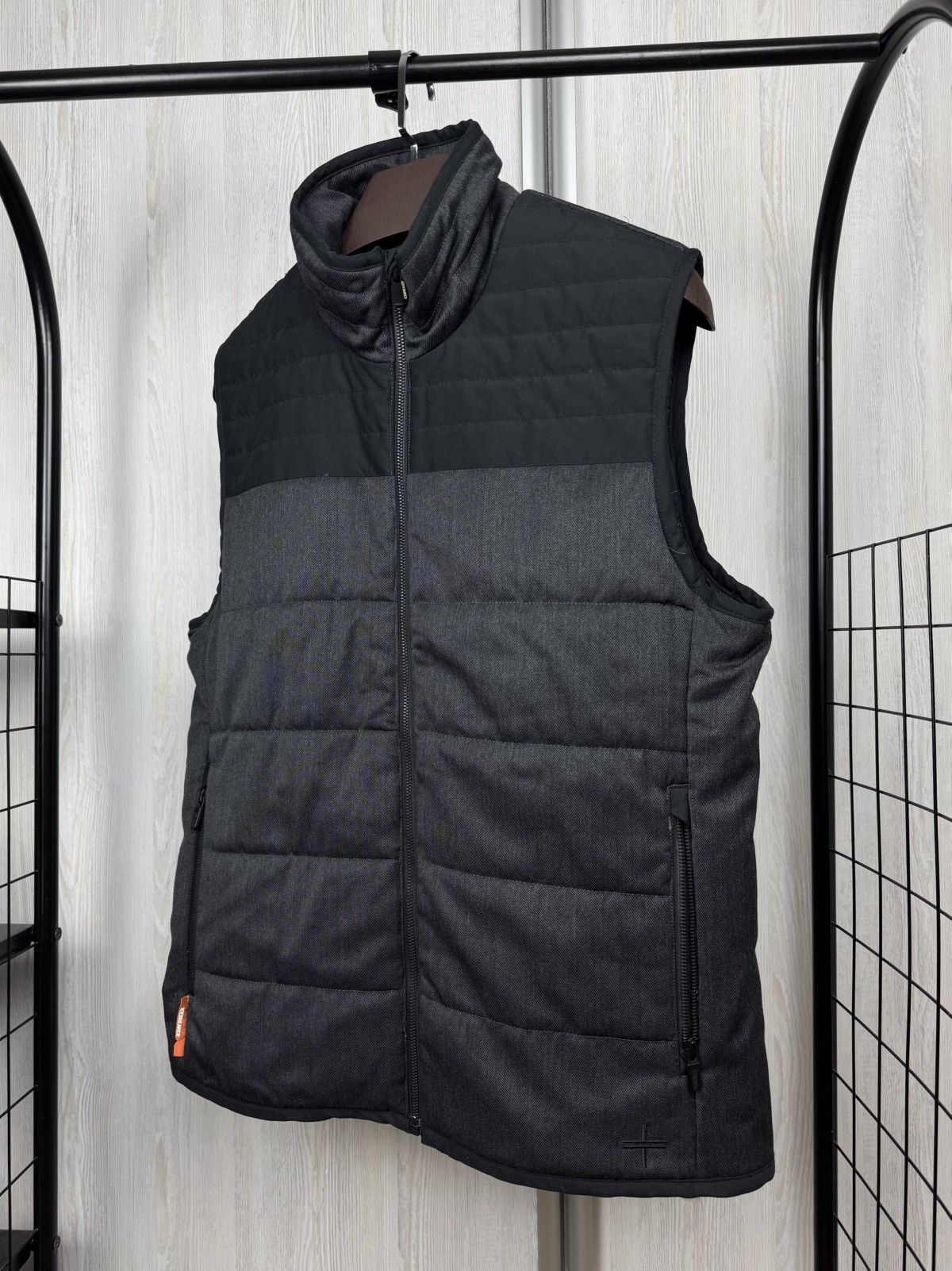 Icebreaker Icebreaker Merinoloft Helix Merino Wool Puffer Vest Size US L / EU 52-54 / 3 - 7 Thumbnail