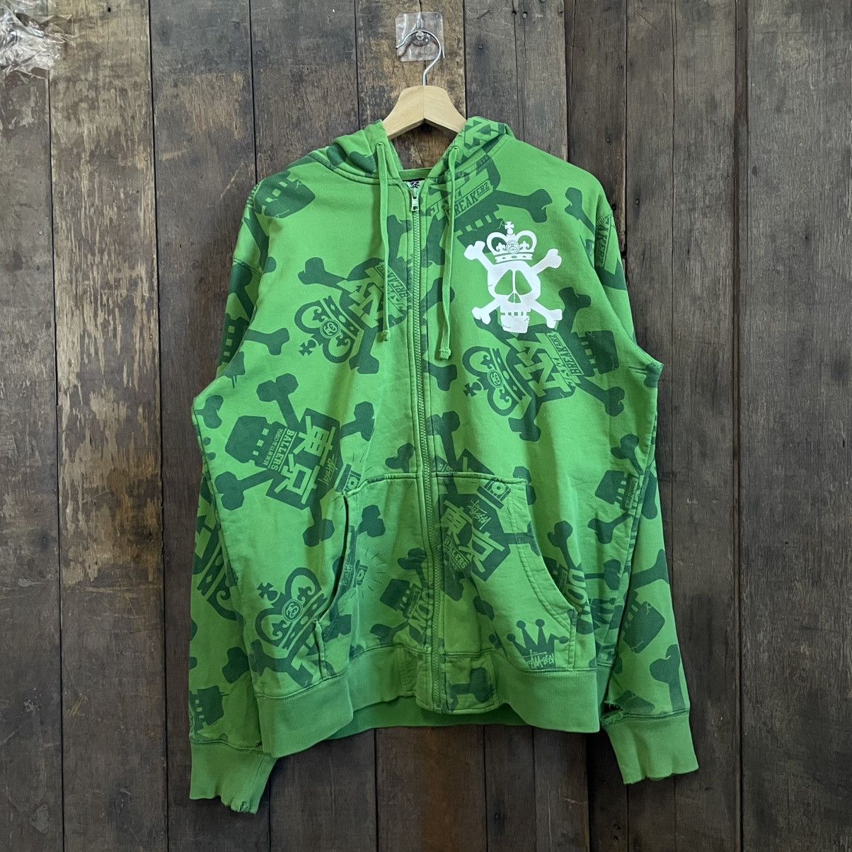 Stussy Vintage Distress Stussy Fullprint Skull Hoodie Size US L / EU 52-54 / 3 - 1 Thumbnail