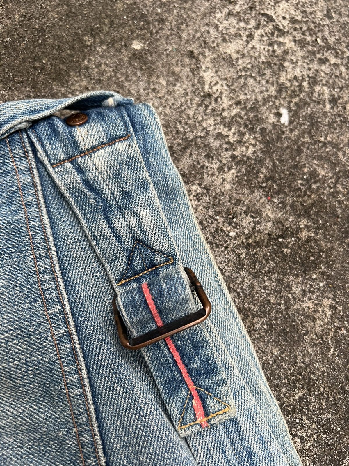 Levi's × Levi's Vintage Clothing VINTAGE LEVIS RED BUTTON NO.7 SELVEDGE DISTRESS JEAN Size US 30 / EU 46 - 19 Thumbnail