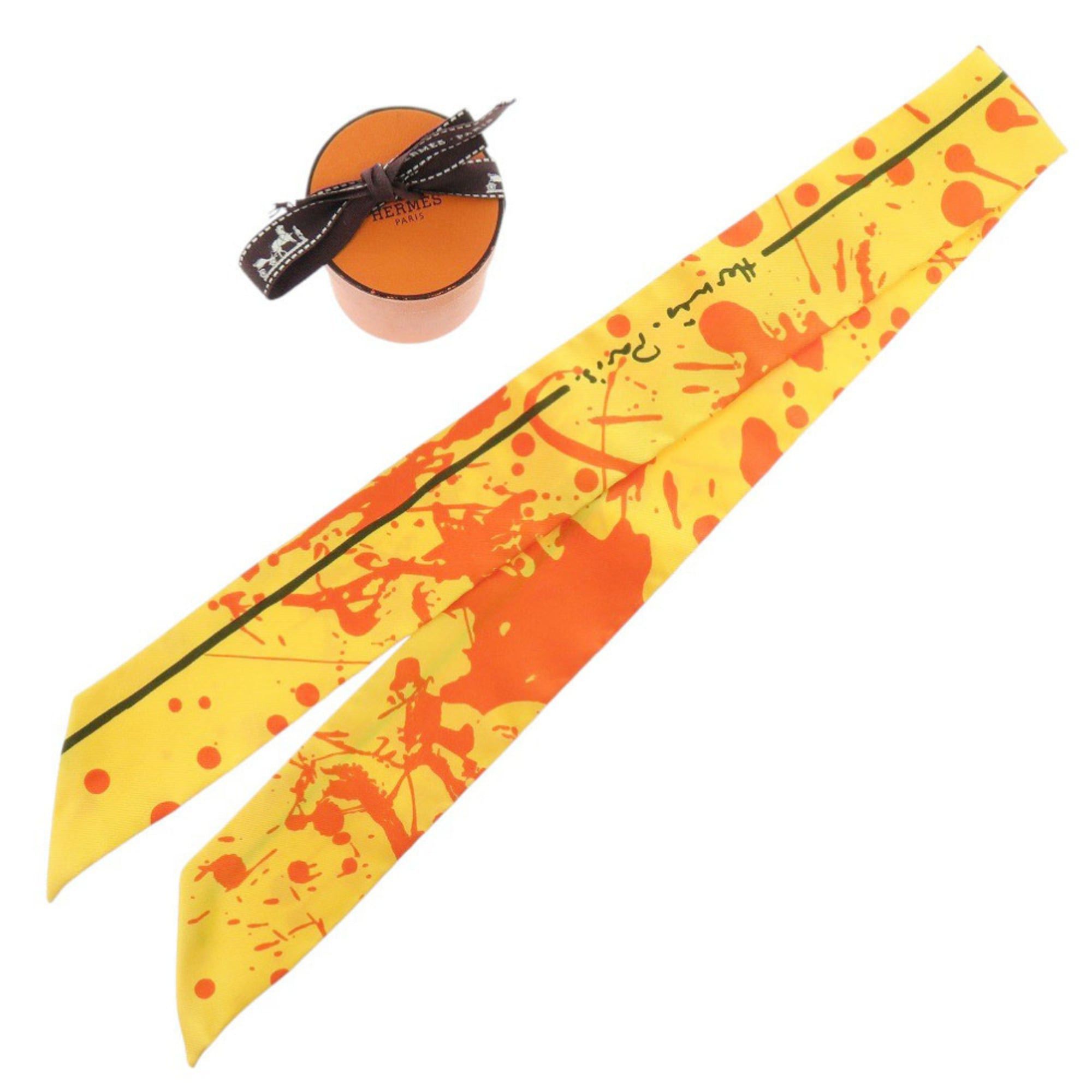 Hermes Excellent condition Hermes Twilly "Unexpected Horse" silk yellow scarf/muffler 0393HERMES Size ONE SIZE - 1 Thumbnail