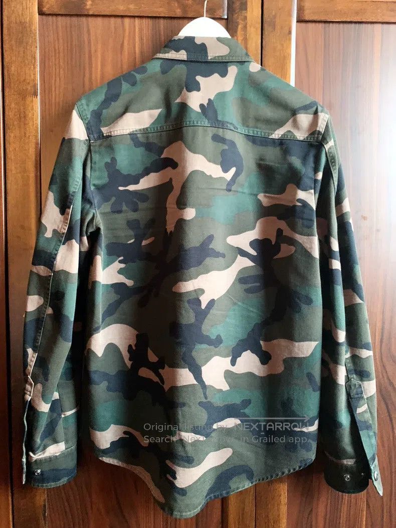 Valentino Valentino Camouflage embroidered studded beaded shirt jack Size US S / EU 44-46 / 1 - 4 Thumbnail