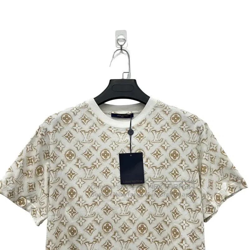 Louis Vuitton Louis Vuitton Women's White T. Size S / US 4 / IT 40 - 4 Thumbnail