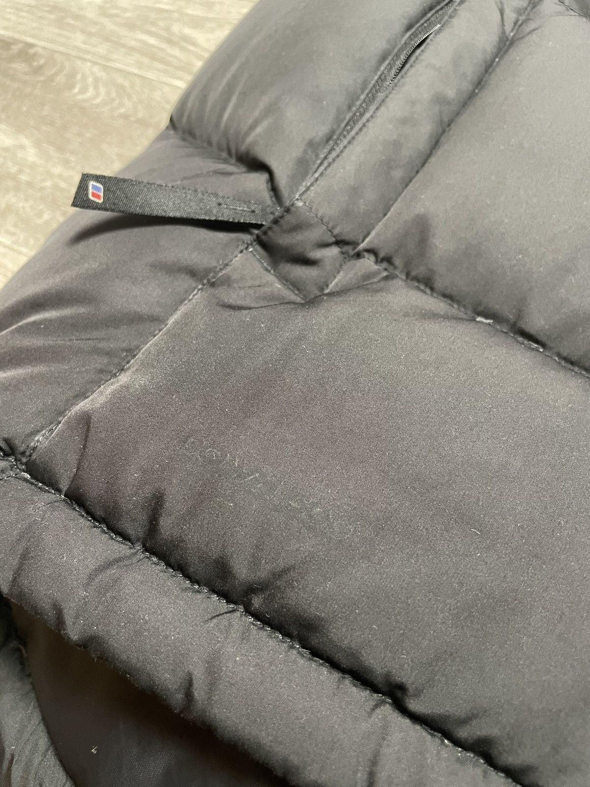 Berghaus Vintage Berghaus Down 500 Puffer Vest Winter Outdoor Size US L / EU 52-54 / 3 - 12 Thumbnail