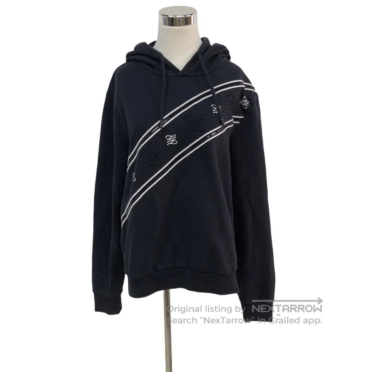 Fendi fendi logo hoodie with drawstring detail. Size US L / EU 52-54 / 3 - 1 Thumbnail