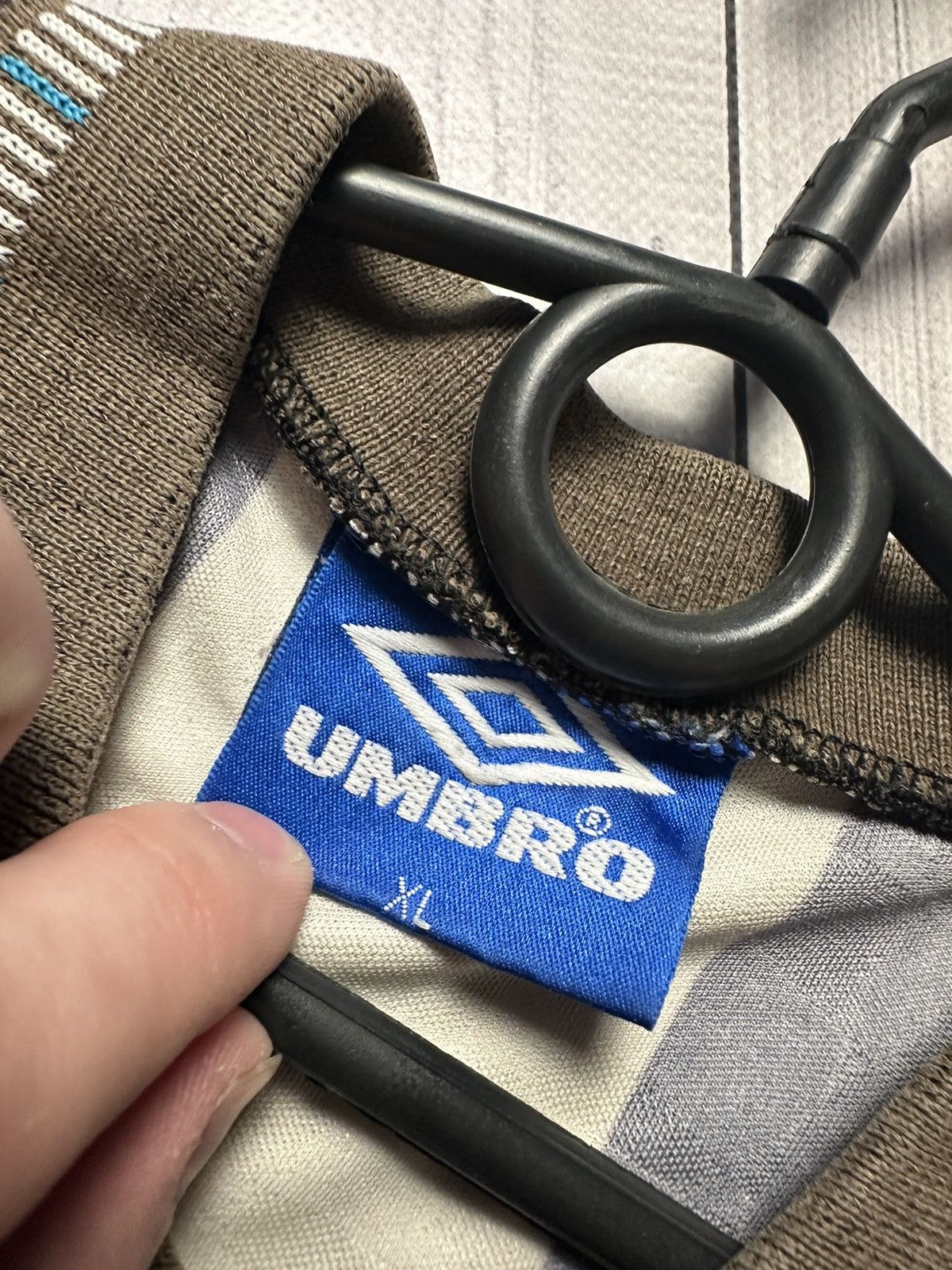 Umbro × Vintage Vintage New Castle United soccer jersey Umbro size XL logo Size US XL / EU 56 / 4 - 8 Thumbnail