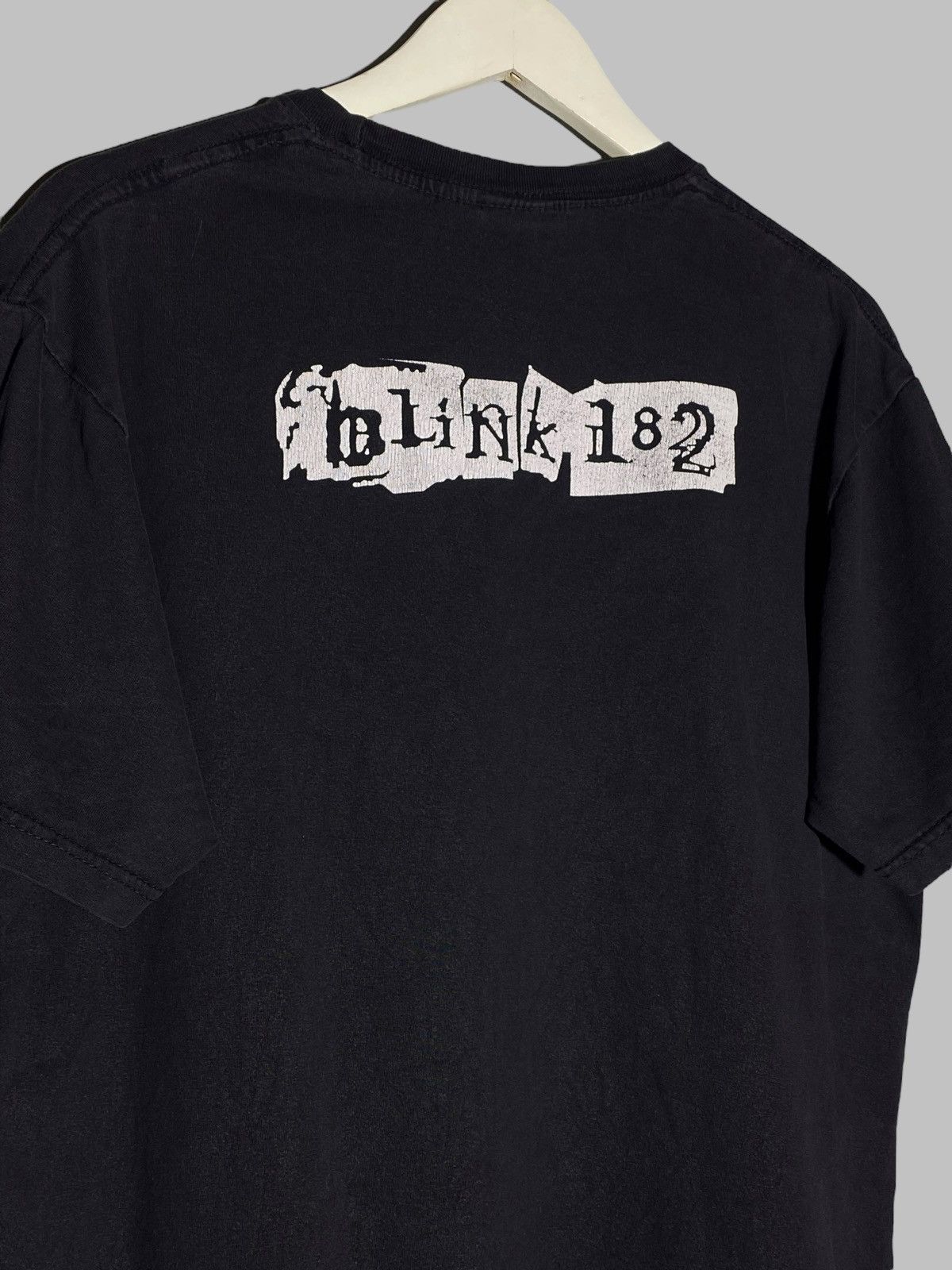 Band Tees Blink 182 Rock Band Vintage Fade T-shirt Size US L / EU 52-54 / 3 - 8 Thumbnail