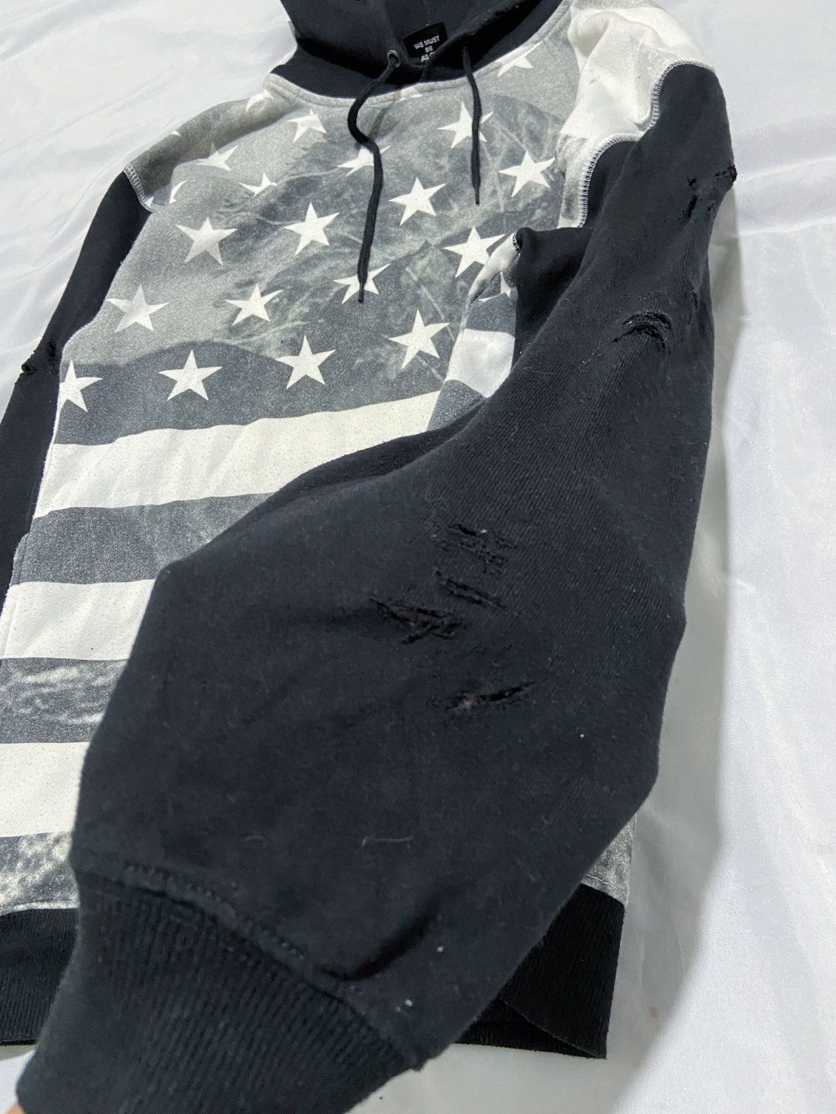 Japanese Brand B ONE SOUL DISTRESSED HOODIE AMERICAN FLAG Size US L / EU 52-54 / 3 - 4 Thumbnail