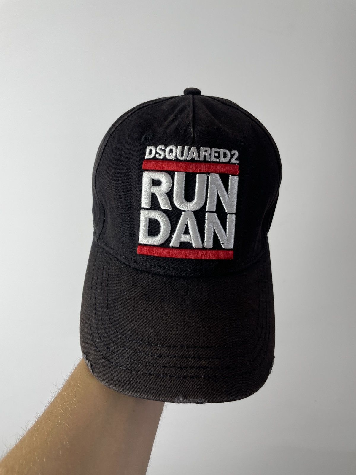 Dsquared2 Vintage Sun Faded Dsquared Run Dan cap Size ONE SIZE - 1 Thumbnail