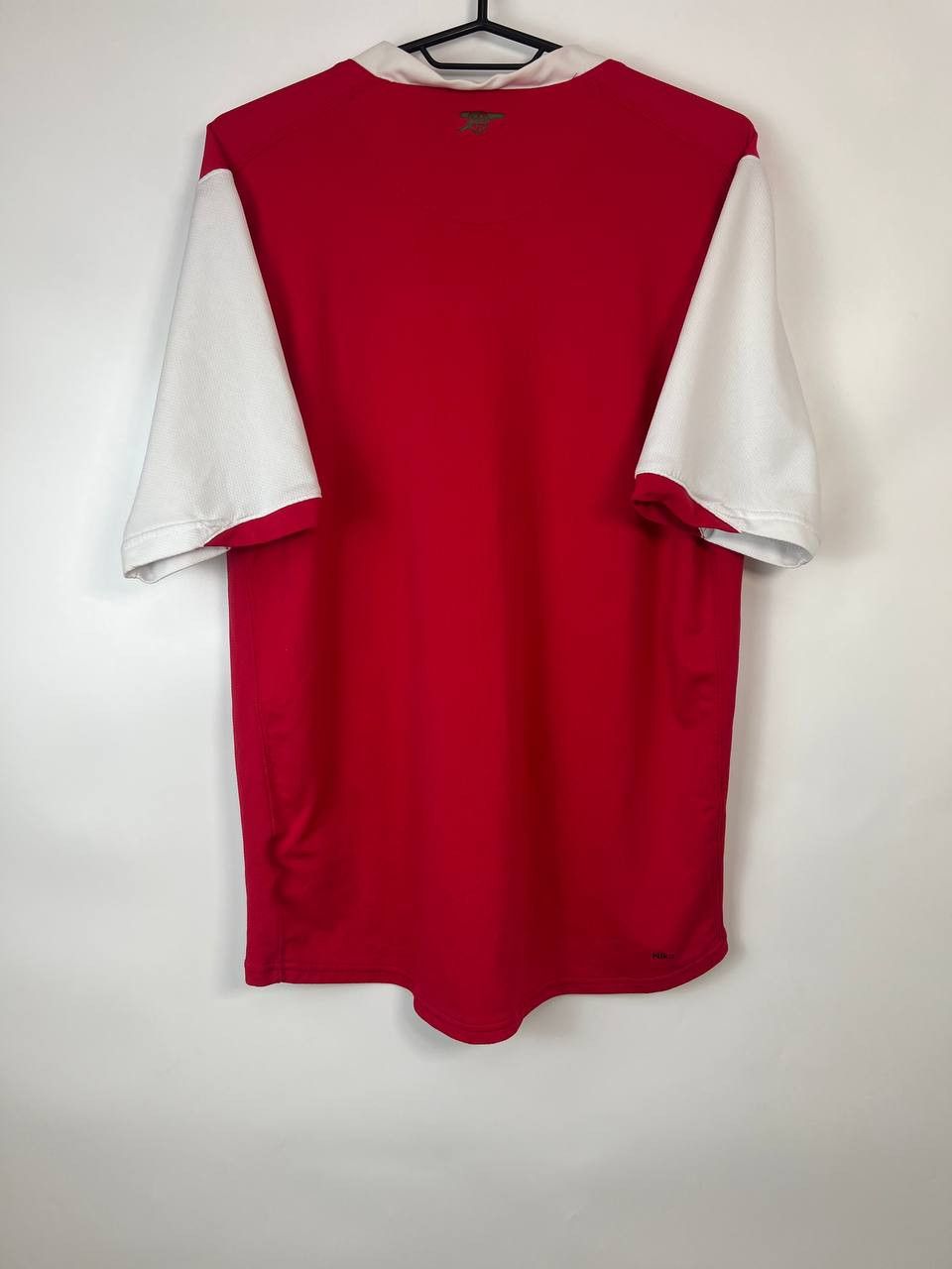 Nike ARSENAL 2006 2008 HOME FOOTBALL JERSEY NIKE146769-616 Sz M Size US M / EU 48-50 / 2 - 6 Thumbnail