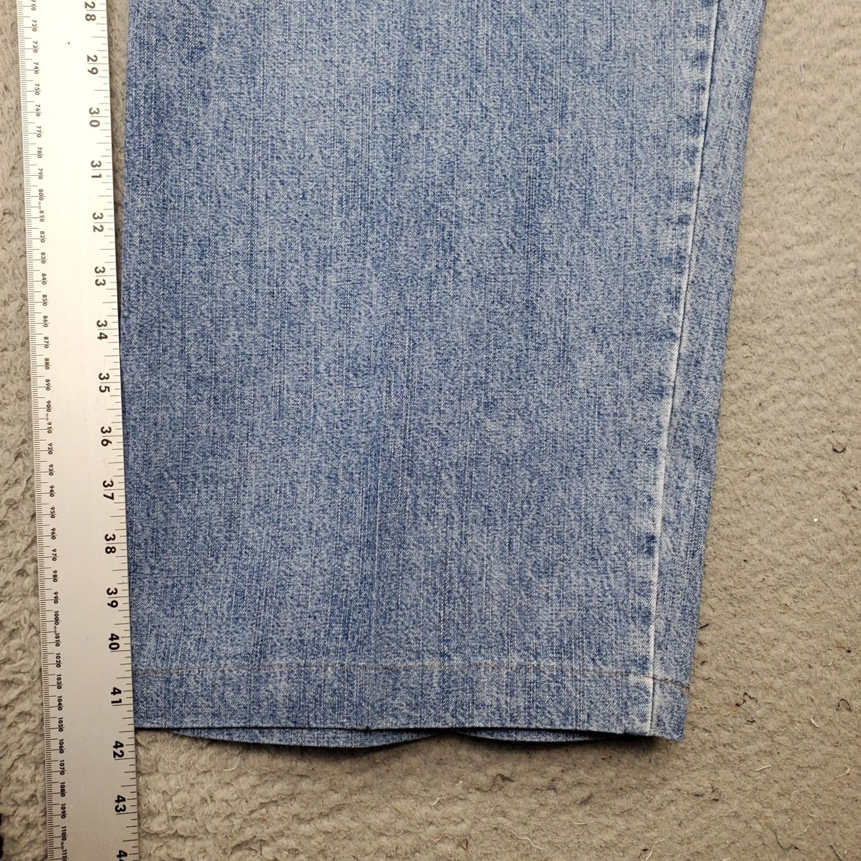 Levi's Levi's Jeans Mens 48x30 Blue Denim High Rise Straight Carpenter 5-Pocket Regular Size: Mens Size 48 Blue Denim 100% Cotton Jeans Mens Size US 32 / EU 48 - 3 Thumbnail