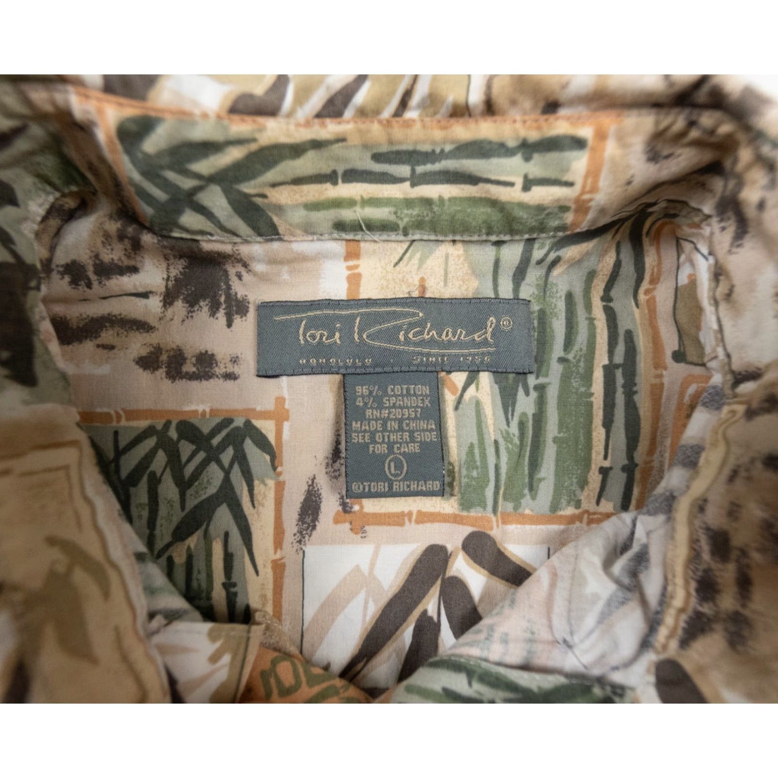 Tori Richard Tori Richard Shirt Men Large Beige Hawaiian Button Up Short Sleeve Stretch Casual All Seasons 90s? Size US L / EU 52-54 / 3 - 4 Thumbnail
