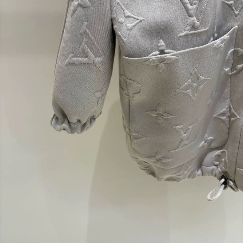 Louis Vuitton Louis Vuitton 24ss presbyopic full-print leather logo jack Size US XS / EU 42 / 0 - 5 Thumbnail