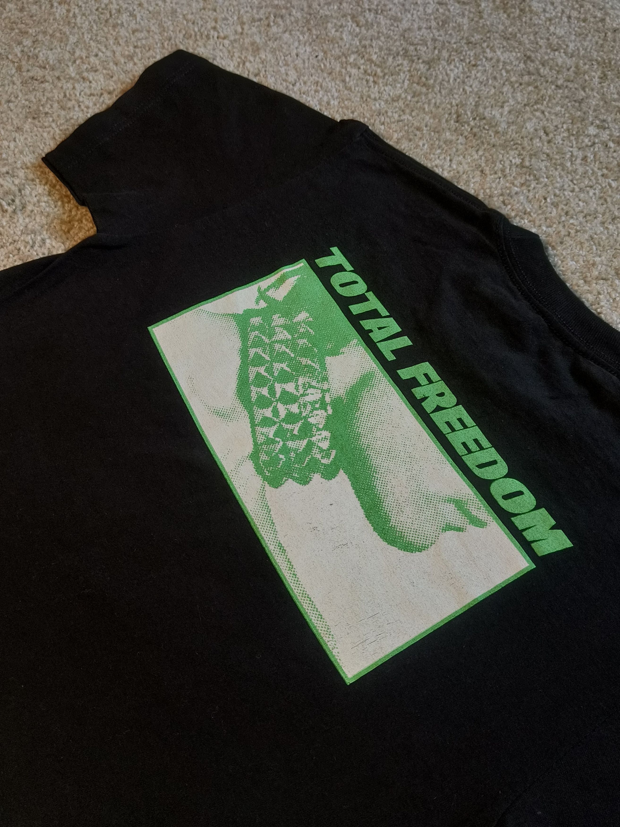 Pleasures Pleasures Free Life Spot "Total Freedom" T-shirt Size US S / EU 44-46 / 1 - 6 Thumbnail