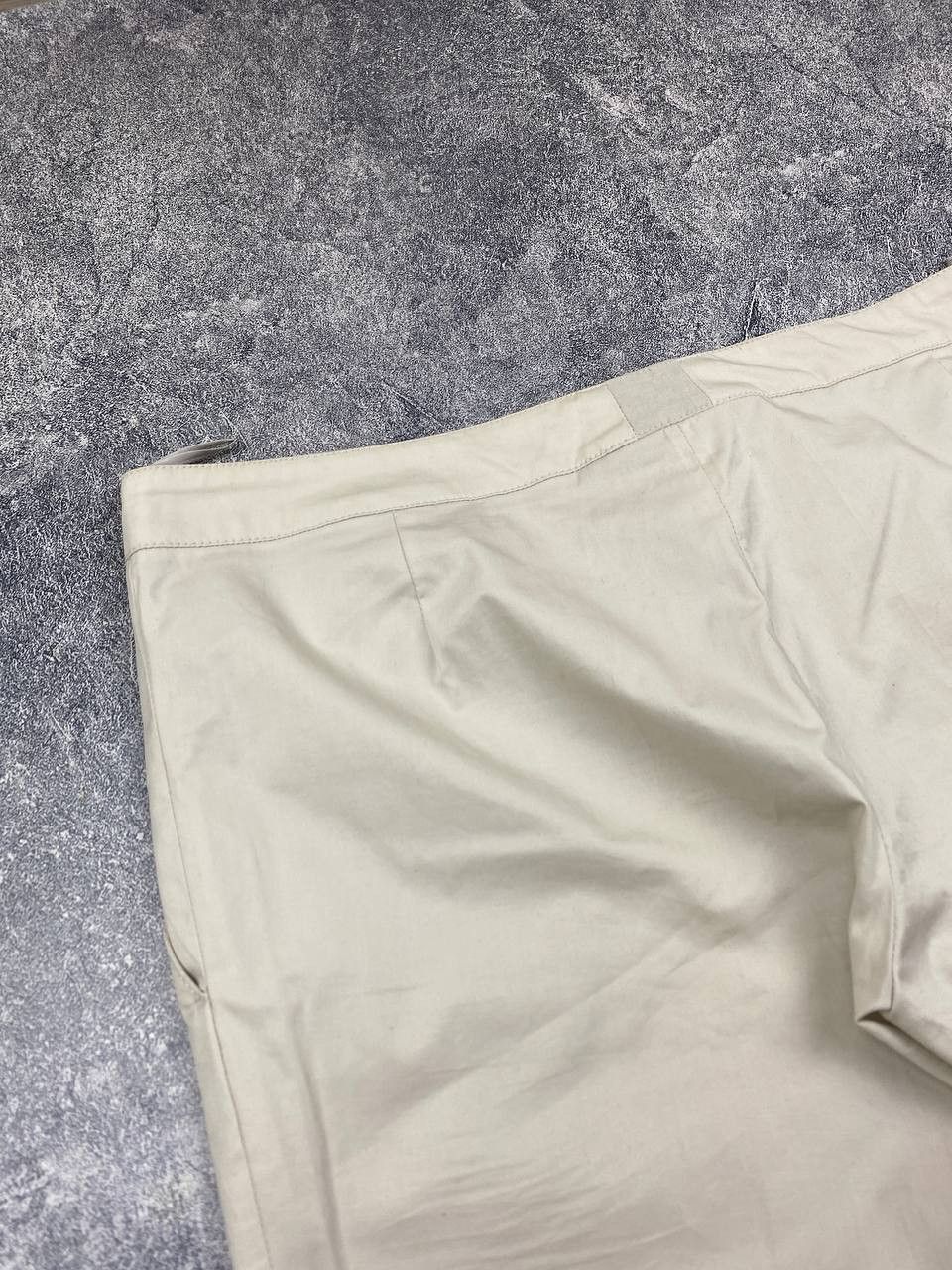 Prada Vintage Prada Beige Cropped Stretch Women's Pants Size 34" / US 12 / IT 48 - 5 Thumbnail