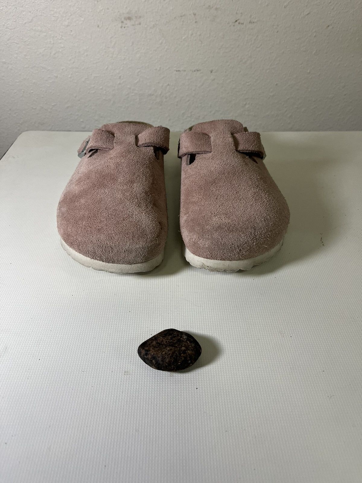 Birkenstock Birkenstock Boston Rose Suede Clogs - Men’s size 40 (US 7) Size US 7 / EU 40 - 2 Thumbnail