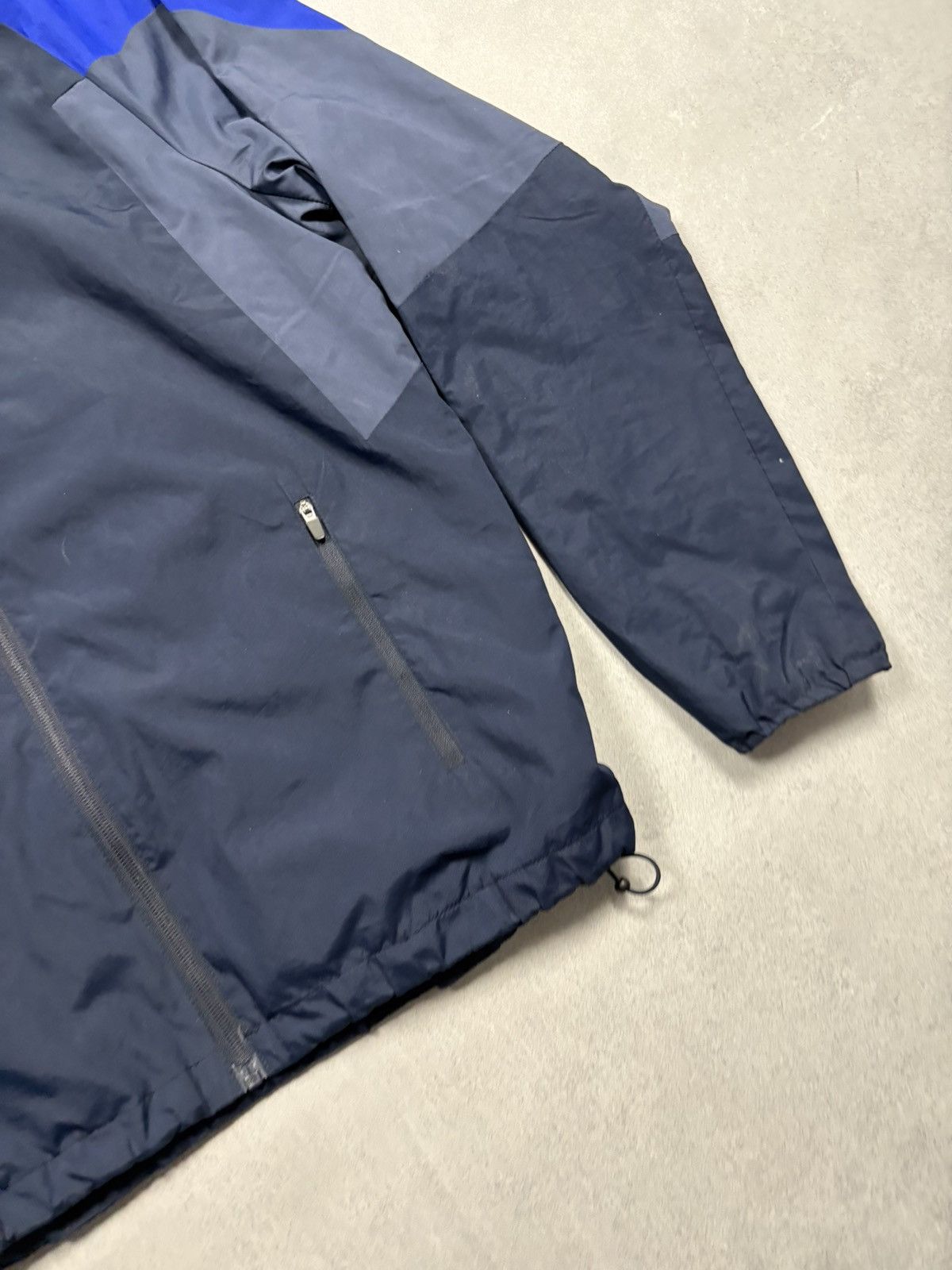 Macron Macron FC Basel 2024/2025 Hooded Jacket Football Windbreaker Size US M / EU 48-50 / 2 - 7 Thumbnail