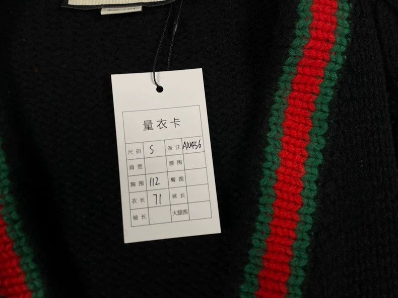 Gucci Gucci Red and green stitching knitted sweater cardigan jack Size US S / EU 44-46 / 1 - 3 Thumbnail