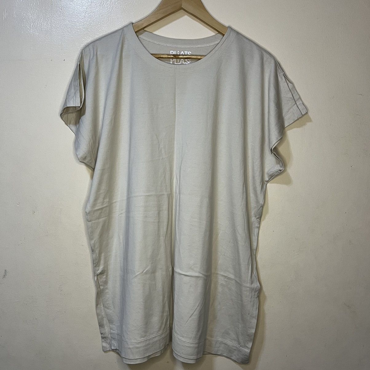 Pleats Please Issey Miyake Pleats Please - Issey Miyake Cotton Short Sleeve Tops Size XL / US 12-14 / IT 48-50 - 1 Thumbnail