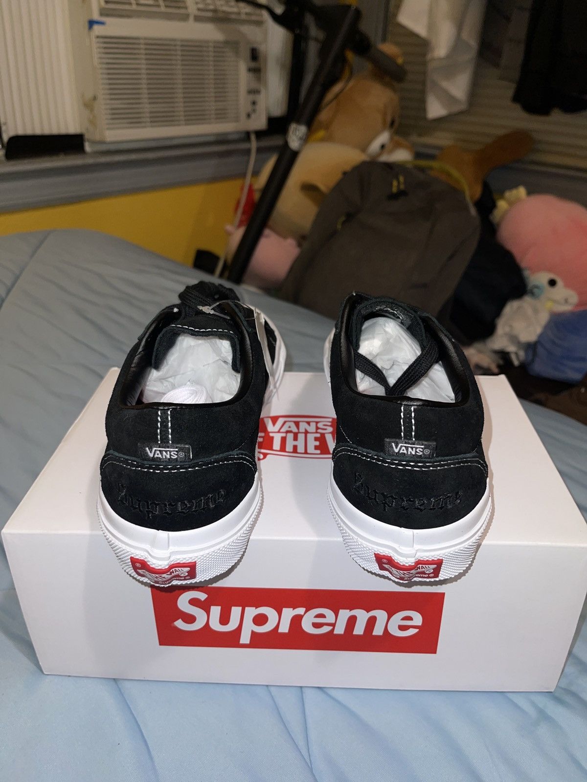 Supreme × Vans Supreme Fuck Em Black Size US 7 / EU 40 - 4 Thumbnail
