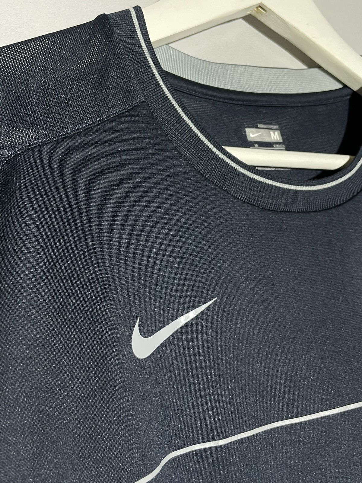 Nike Aston Villa Nike Y2k Streetwear Hype Training Football Shirt Size US M / EU 48-50 / 2 - 5 Thumbnail