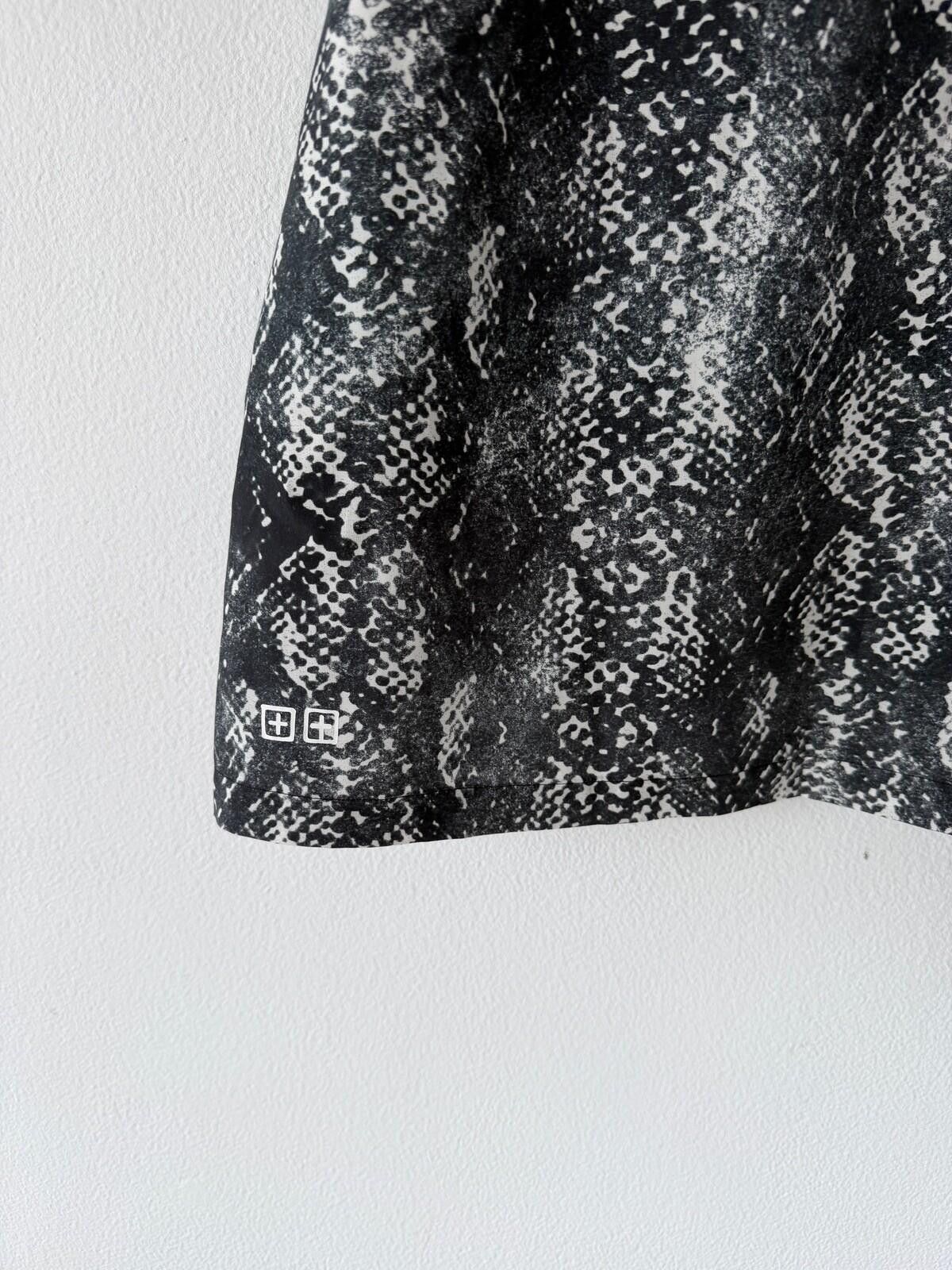 Ksubi new ksubi medium m short sleeve resort shirt mamba black Size US M / EU 48-50 / 2 - 7 Thumbnail