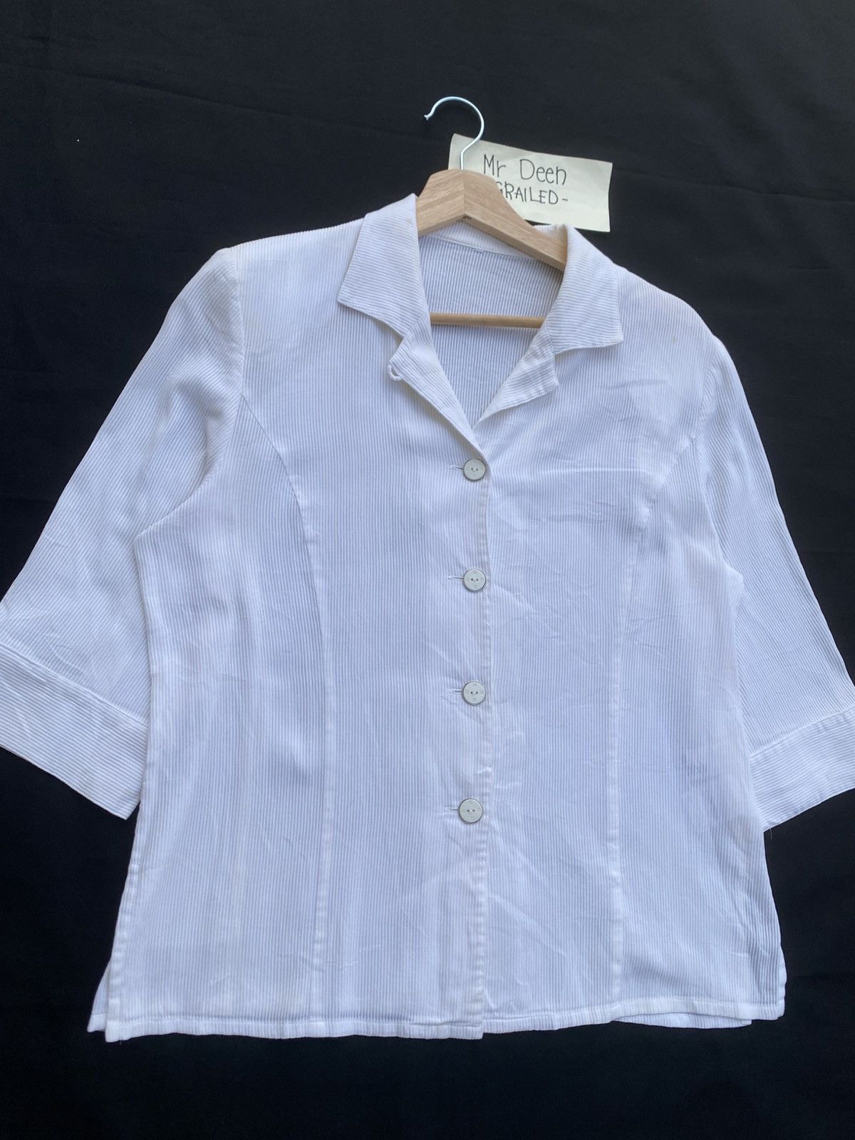 Givenchy Rare Vintage Givenchy Buttons Shirt Size US M / EU 48-50 / 2 - 5 Thumbnail