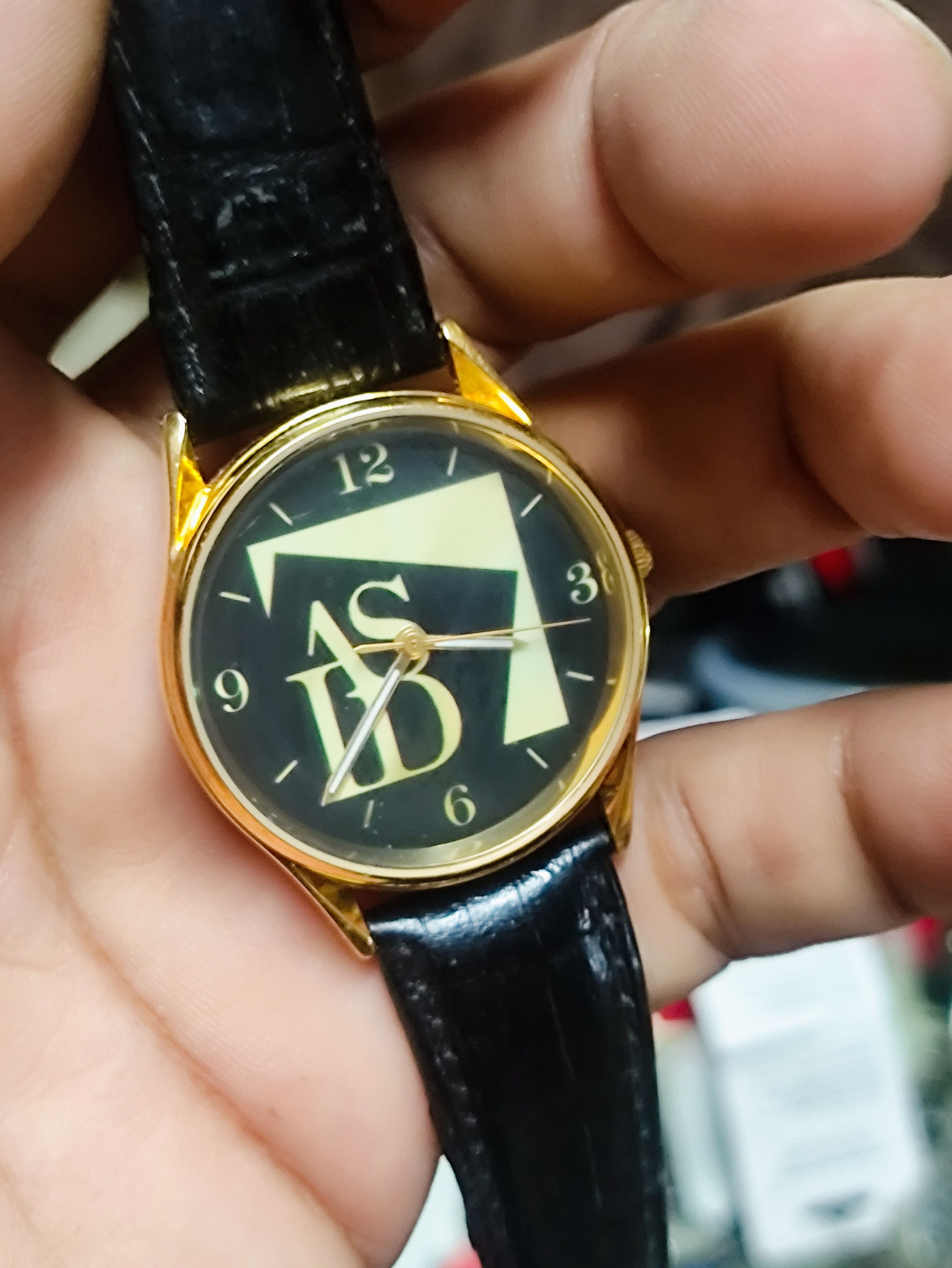 Japanese Brand Vintage Watch by JAPAN DESIGN STREETWEAR QUARTZ WATCH Size ONE SIZE - 6 Thumbnail