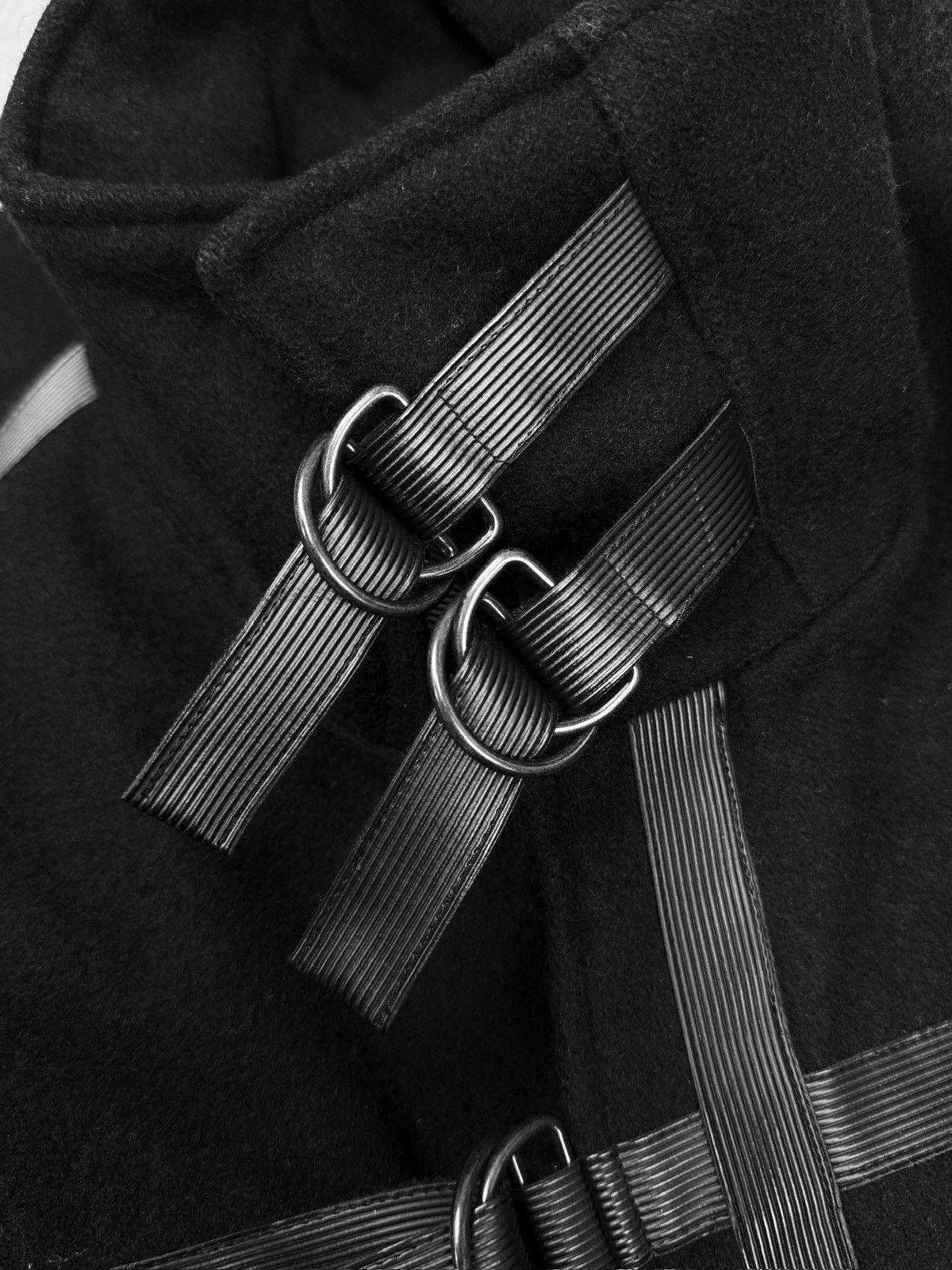 Raf Simons AW02 Raf Simons ‘Virginia Creeper’ Multi-Strap Wool Bondage Jacket Size US S / EU 44-46 / 1 - 2 Thumbnail
