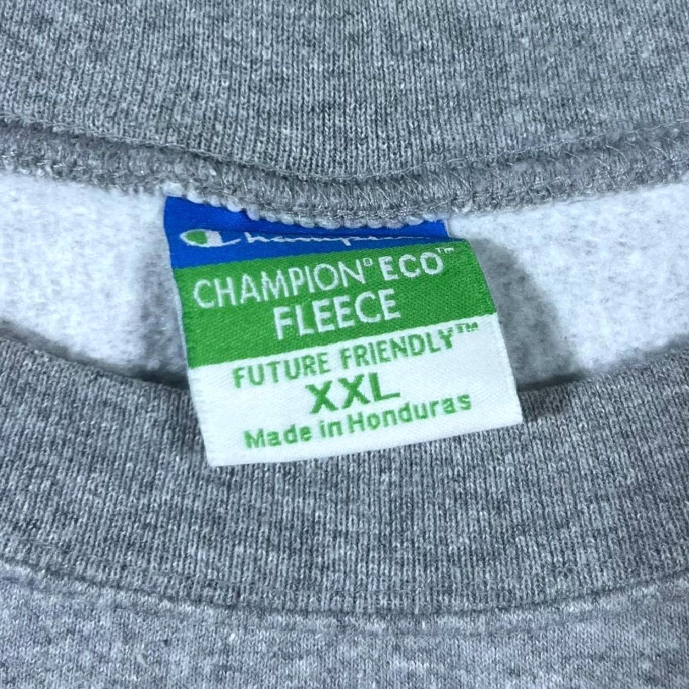 Champion Champion Eco Fleece Holy Family University Embroidered Grey Crewneck Sweatshirt XXL Sweatshirt Mens Pullover Size US XXL / EU 58 / 5 - 3 Thumbnail