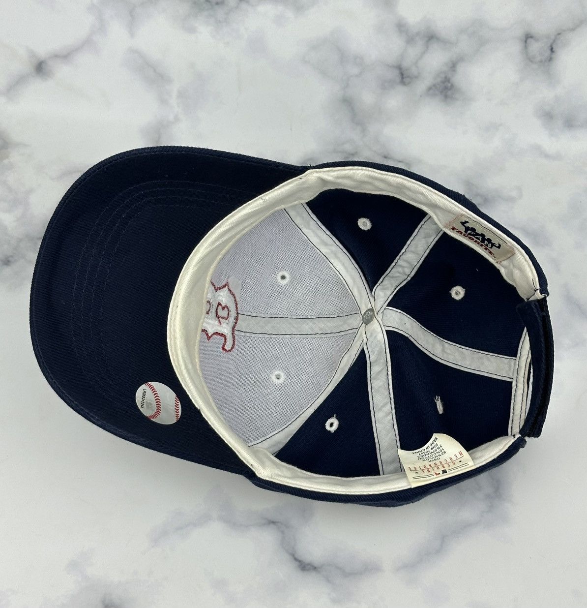 New Era Boston Red Sox MLB Hat Fan Favorite Navy Blue Baseball Cap Size ONE SIZE - 5 Thumbnail