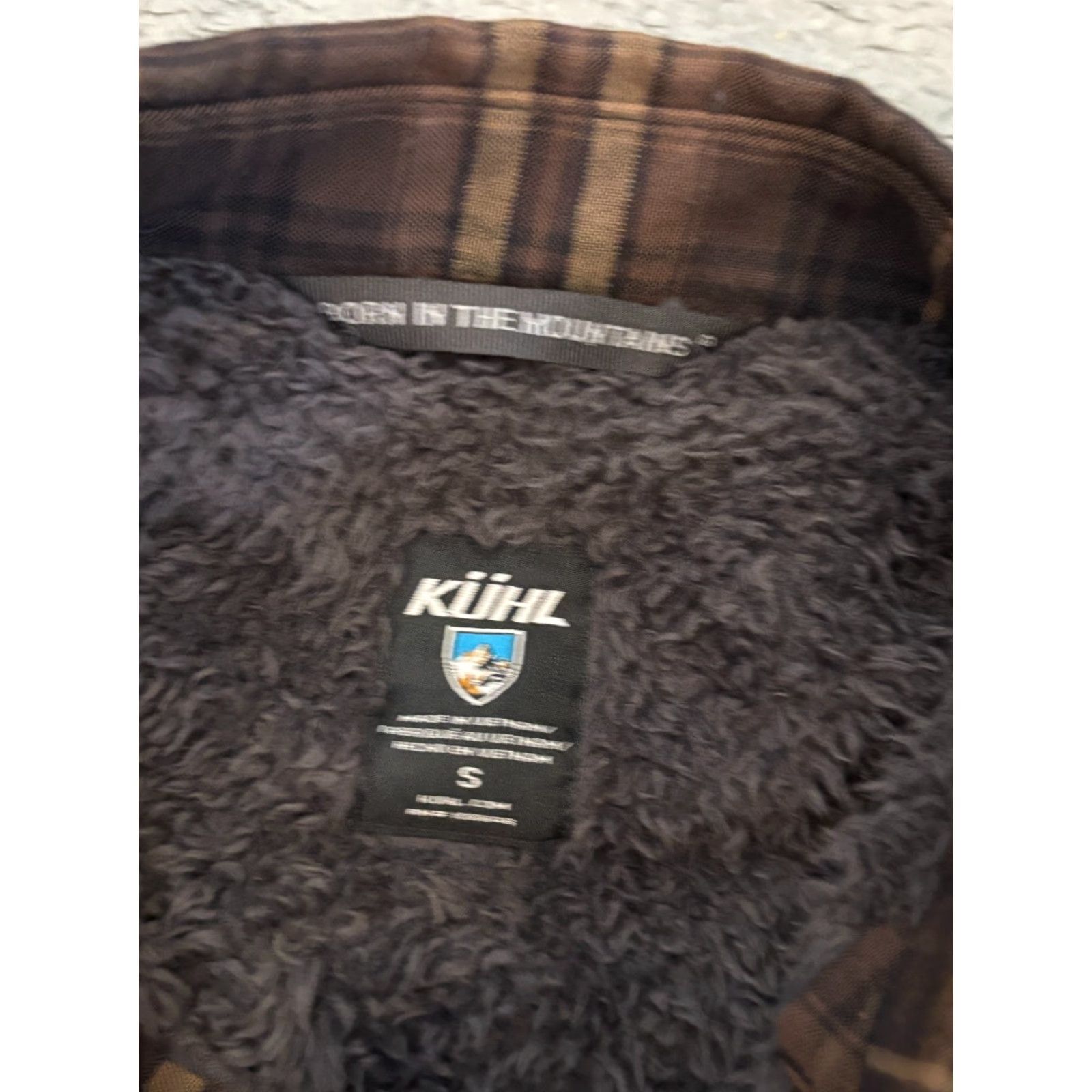 Vintage VINTAGE KUHL Joyrydr Sherpa Lined Flannel Plaid Shacket Mens Small Brown Snap 7253 Size US S / EU 44-46 / 1 - 2 Thumbnail
