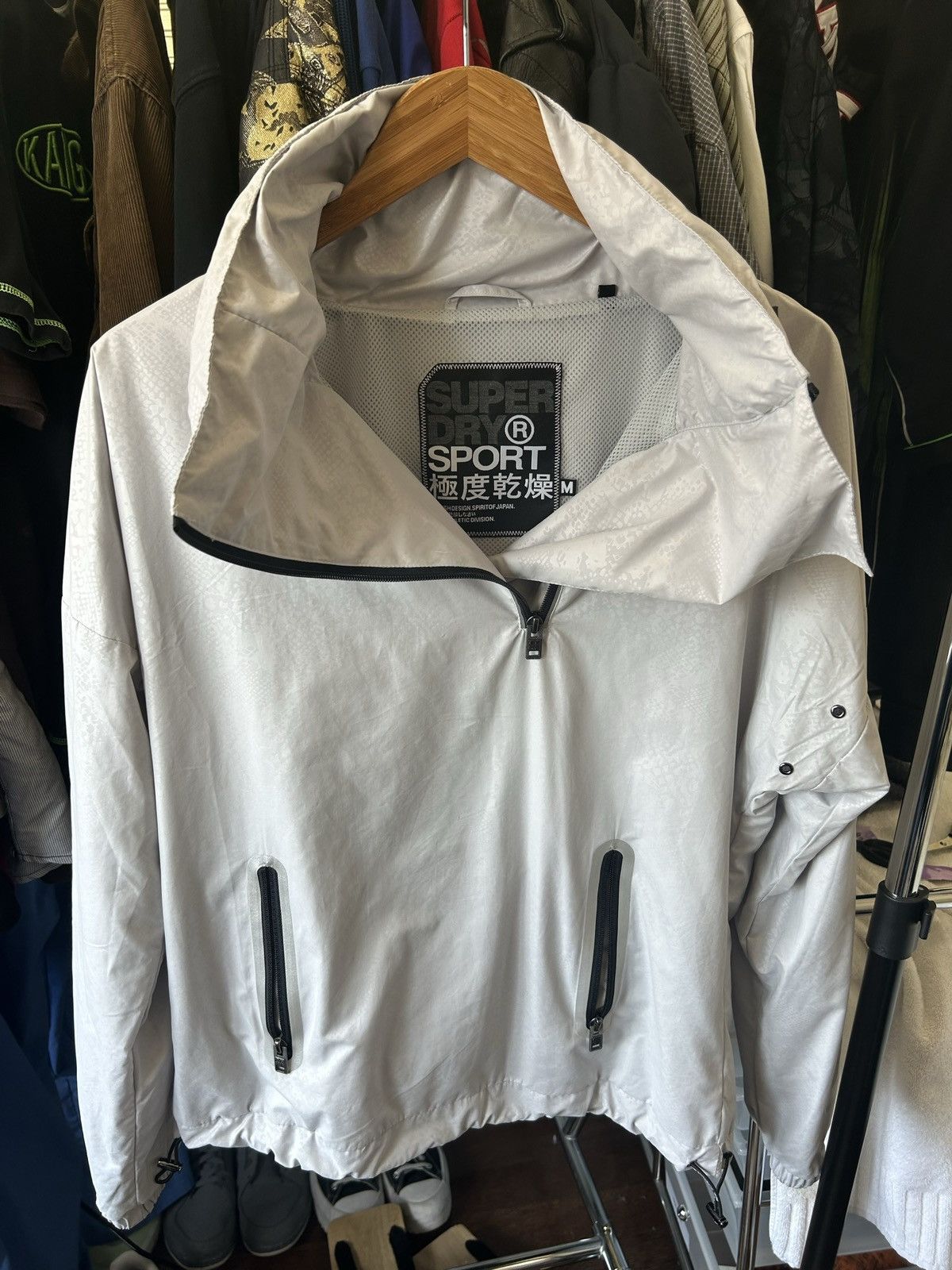 Superdry Superdry Refective Windbreaker Size US XL / EU 56 / 4 - 2 Thumbnail