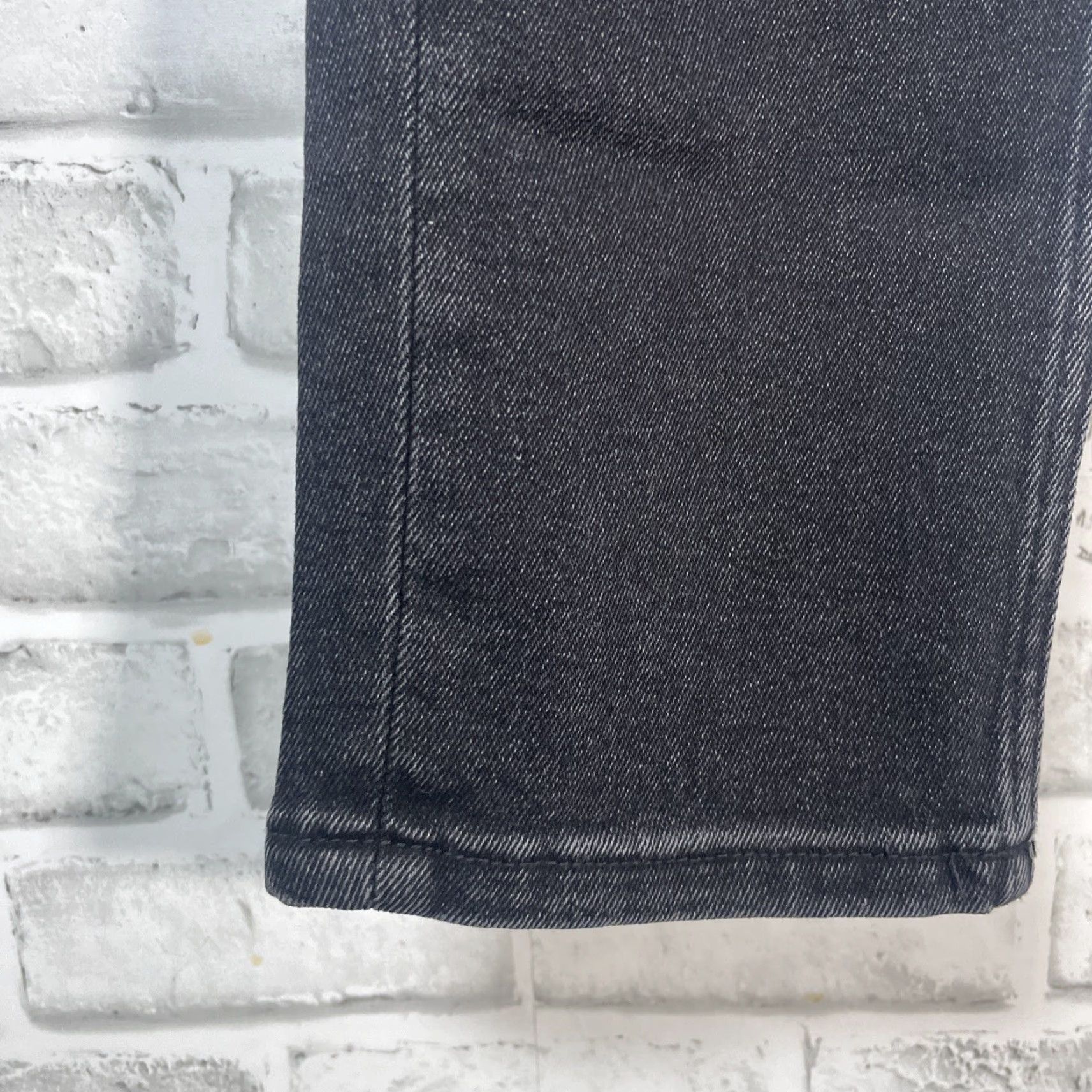 Denime NWT Dear John Jeans Distressed Black Womens Size 30 Inseam 27 Straight Denim Package Distressed Black Jeans Womens NWT Dear John Size 30" / US 8 / IT 44 - 3 Thumbnail