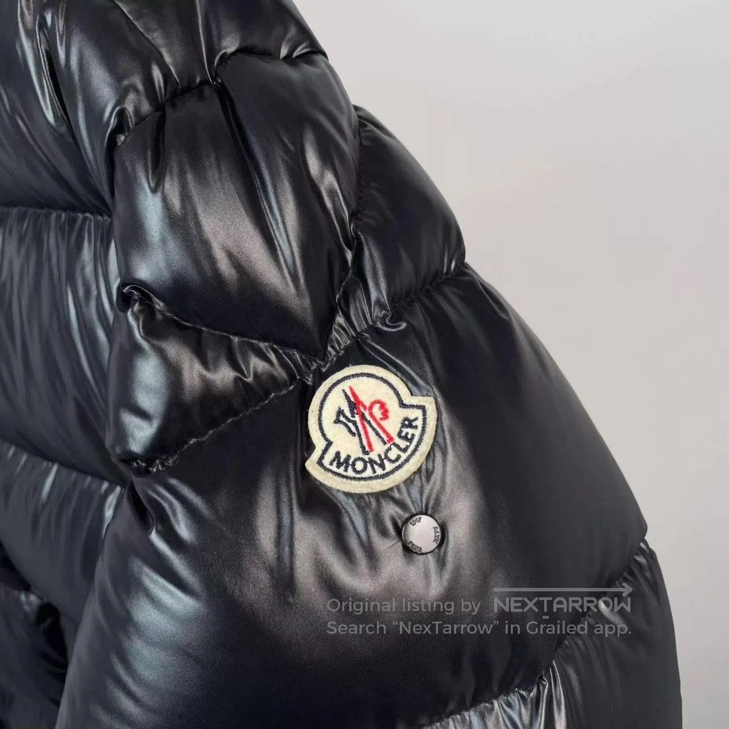 Moncler Black Puffer Jacket with High Collar . Size US S / EU 44-46 / 1 - 4 Thumbnail