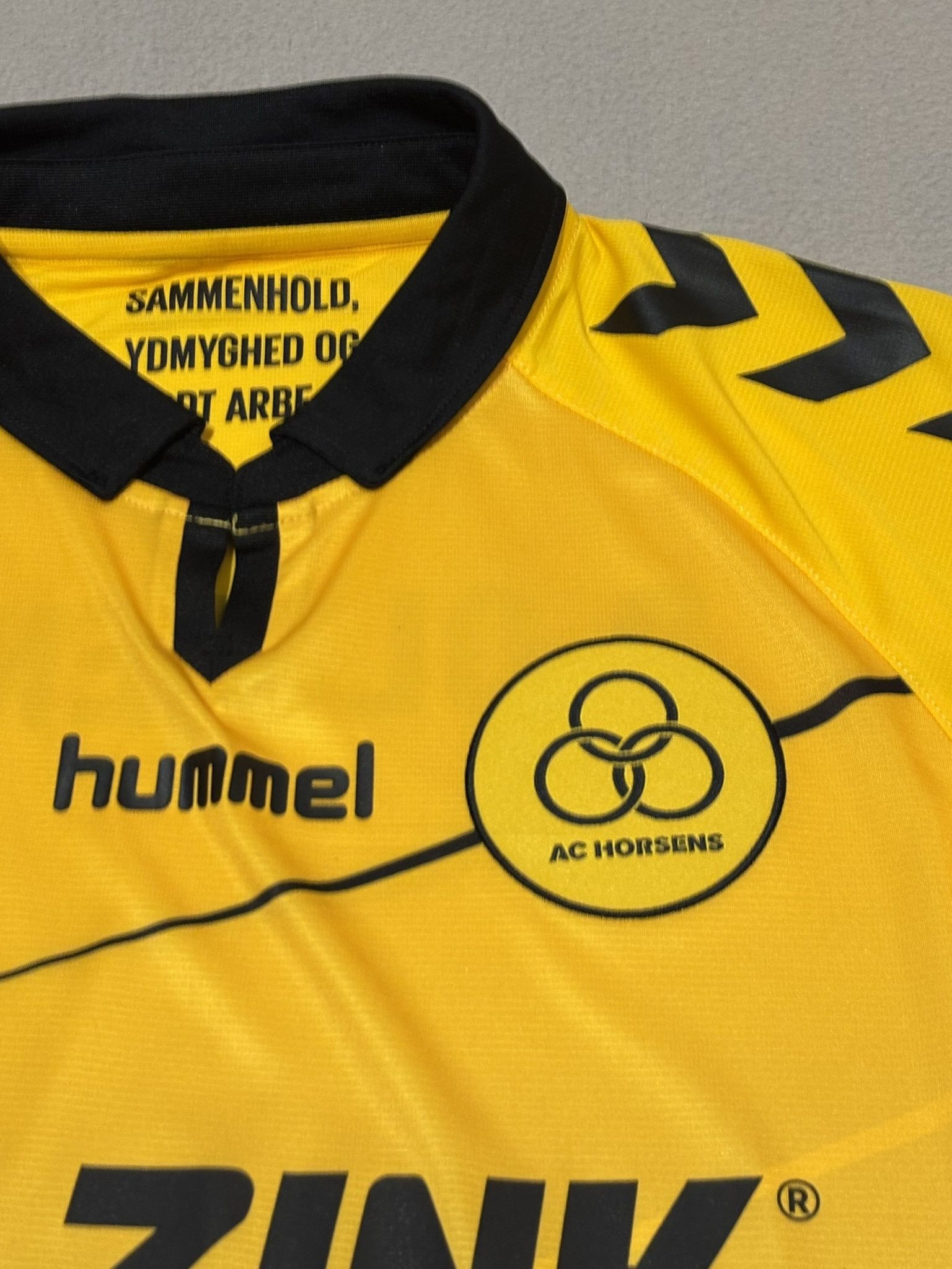 Hummel AC Horsens 2019/2021 Hummel Football Jersey Size M Size US M / EU 48-50 / 2 - 8 Thumbnail