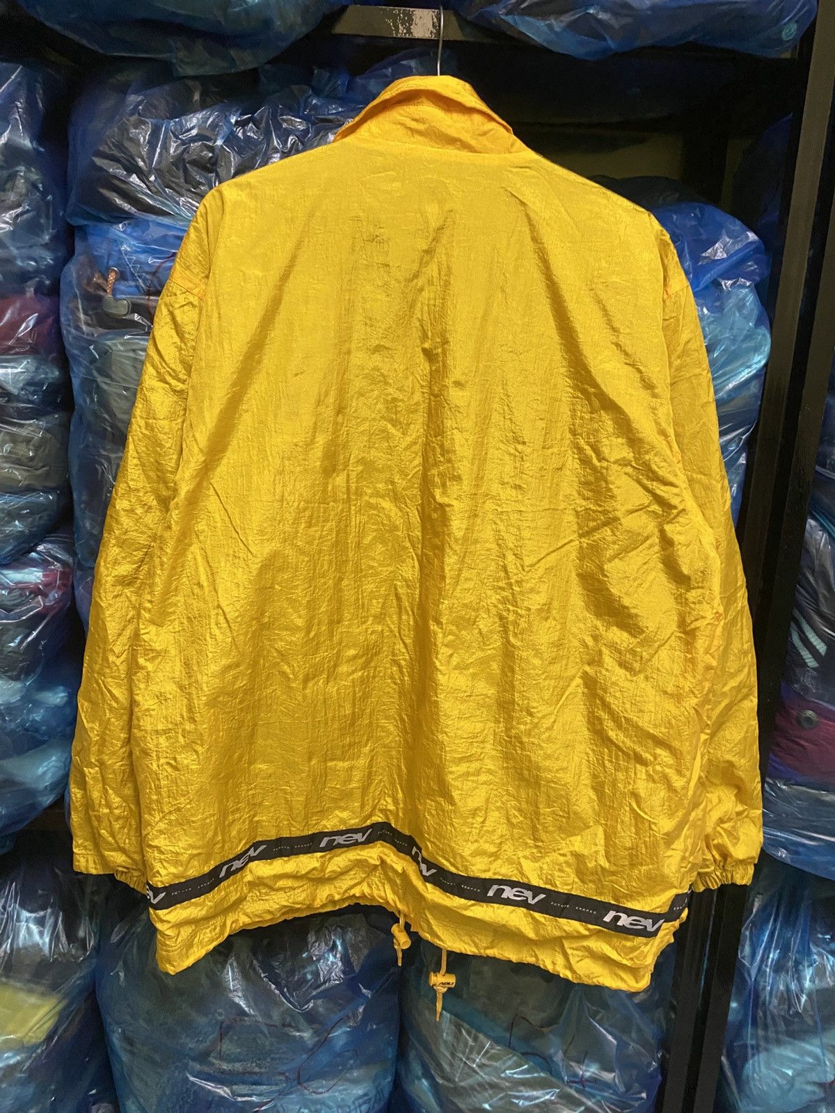 Other VINTAGE NEV SURF COACH JACKET Size US L / EU 52-54 / 3 - 6 Thumbnail