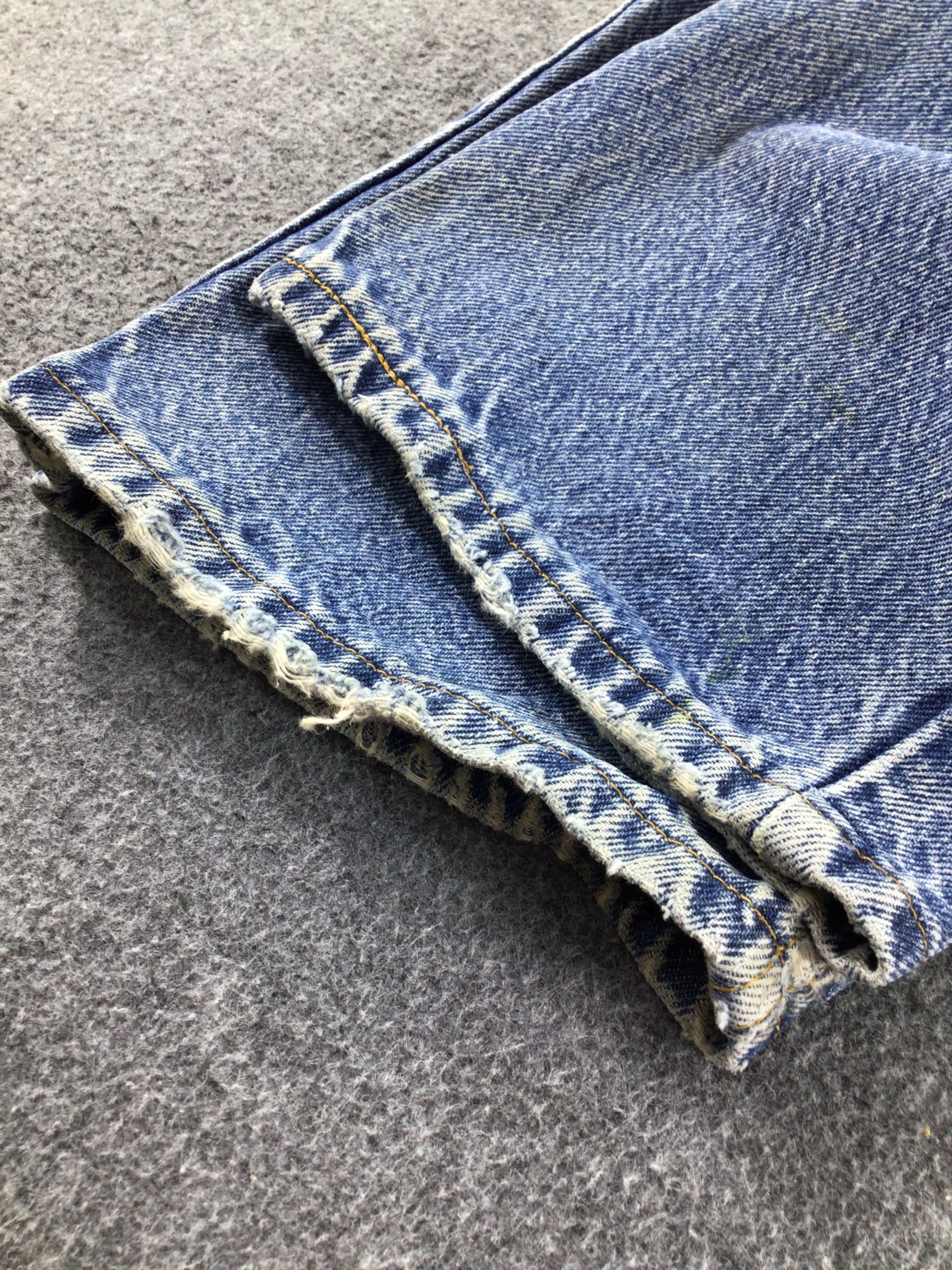 Levi's Vintage Levis 505 Jeans-J360 Size US 35 - 6 Thumbnail