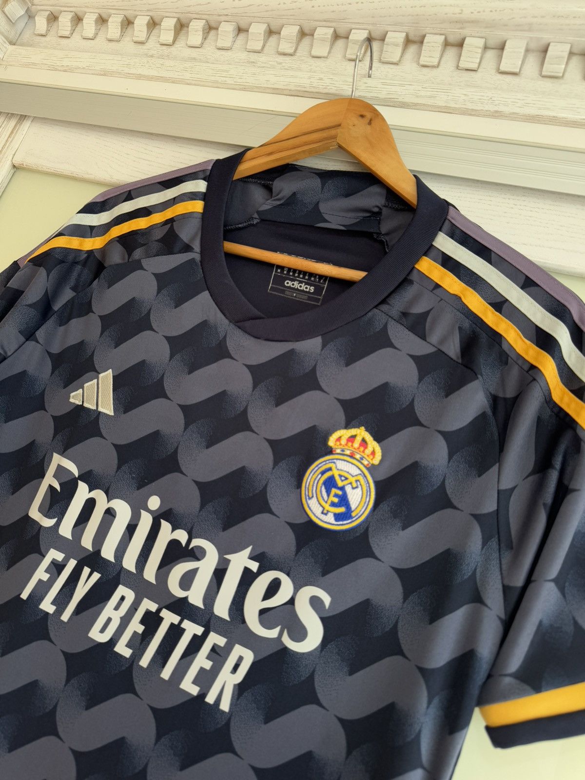 Adidas Bellingham #5 Real Madrid 2023-2024 Away Soccer Jersey Kit Size US M / EU 48-50 / 2 - 10 Thumbnail