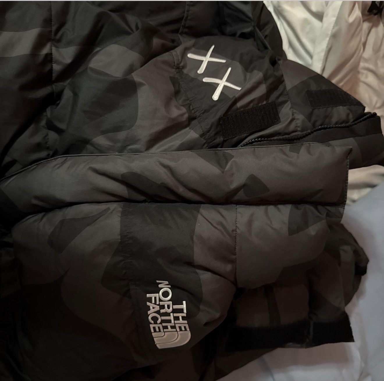The North Face The north face X Kaws Size US L / EU 52-54 / 3 - 4 Thumbnail