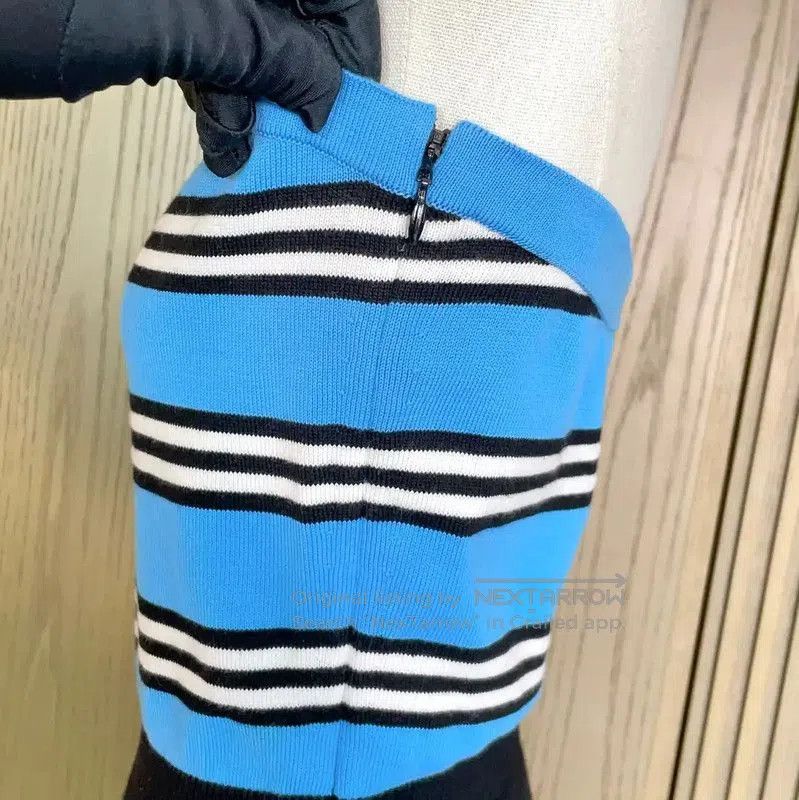 Chanel Chanel Striped Strapless Mini Dress in Multiple Colors . Size S / US 4 / IT 40 - 6 Thumbnail