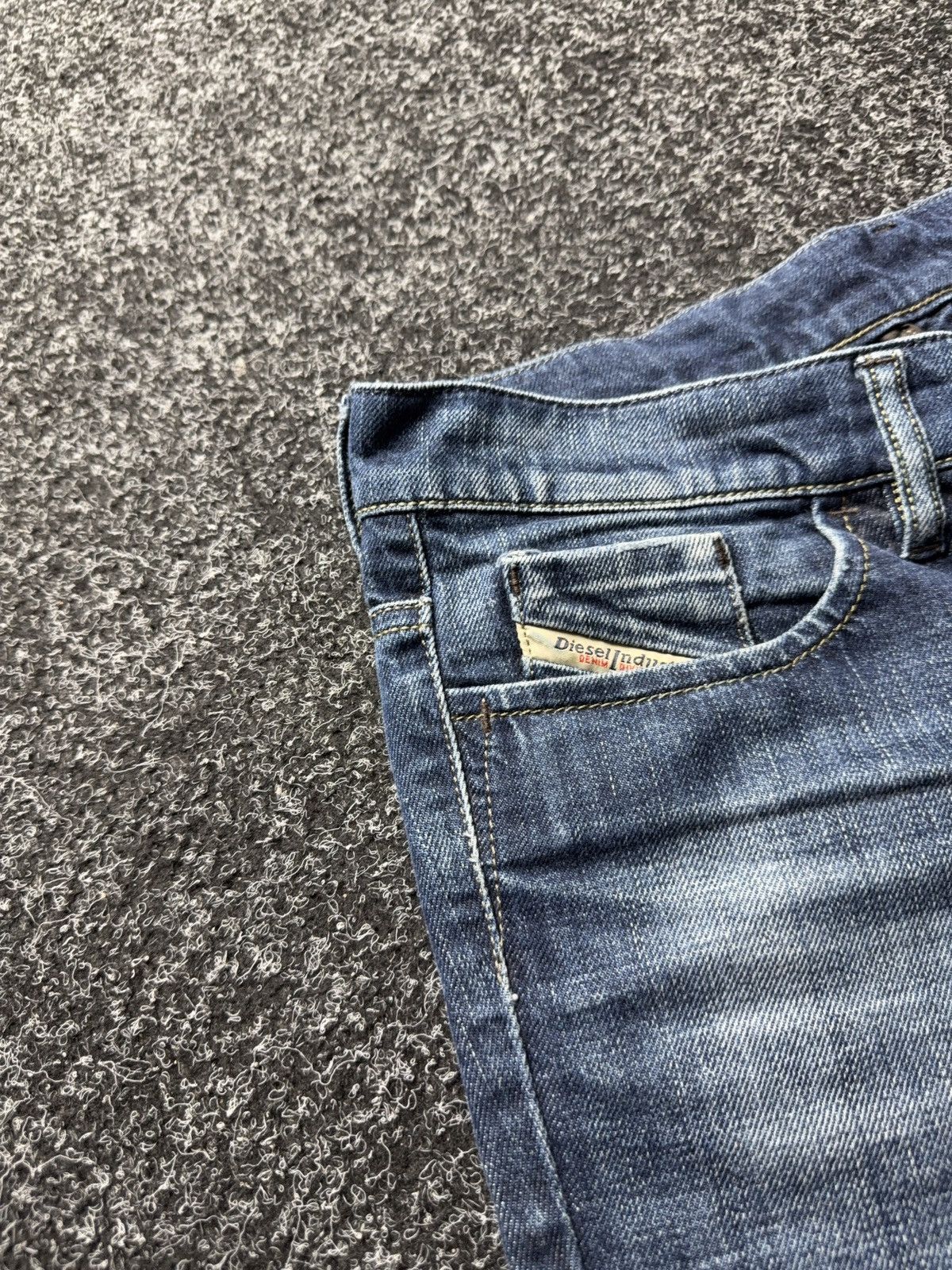 Diesel Luxury 00s Diesel LIV Jeans Distressed Y2K Wash Denim Size 30" / US 8 / IT 44 - 12 Thumbnail