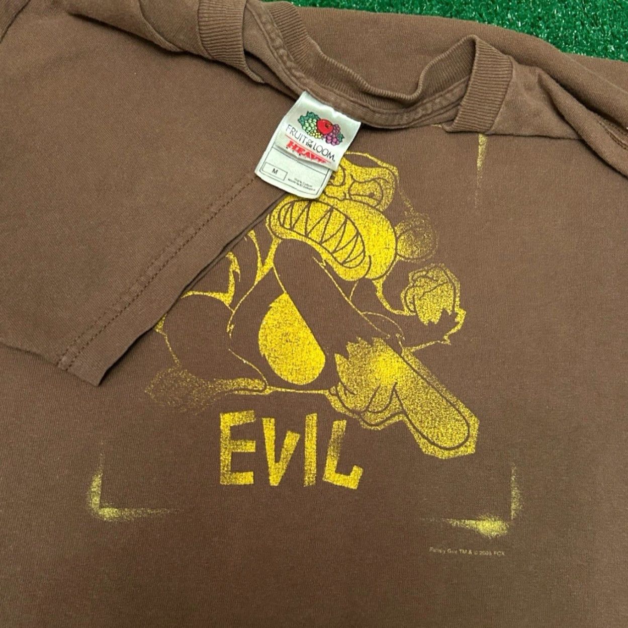 Vintage VINTAGE Family Guy Cartoon Evil Monkey TV Movie FOX 2005 Shirt Mens M Brown 90s Y2k 2000-2009 Shirt Mens M Size US M / EU 48-50 / 2 - 2 Thumbnail